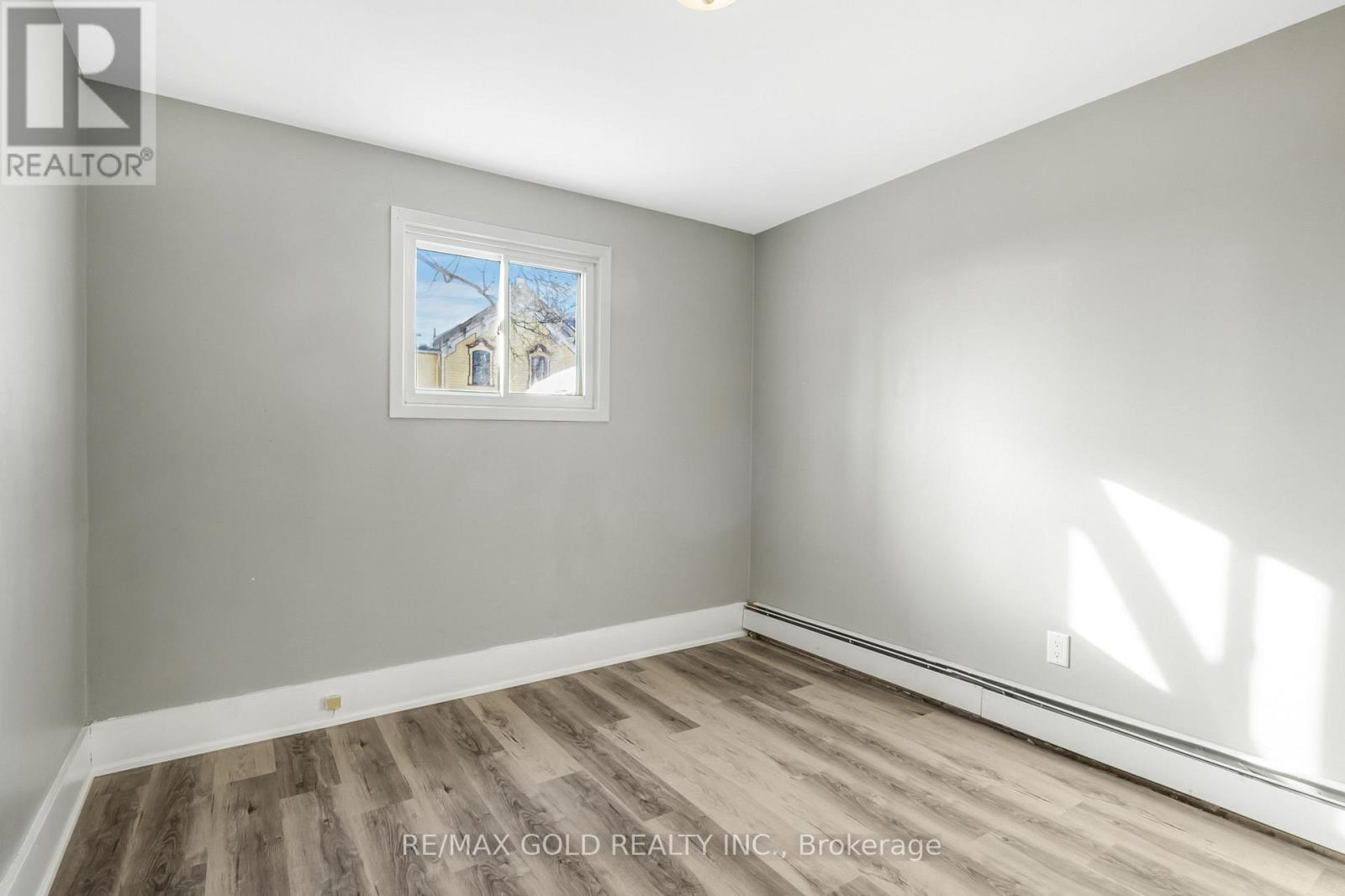 23 Avenue Place, Welland, Ontario  L3B 4B2 - Photo 12 - X12732216