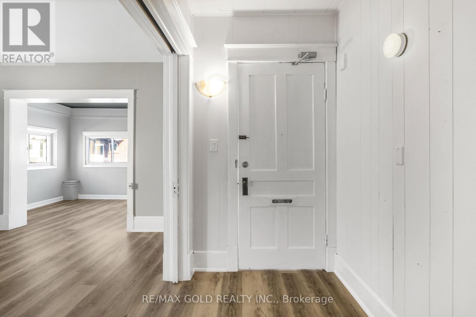 23 Avenue Place, Welland, Ontario  L3B 4B2 - Photo 4 - X12732216