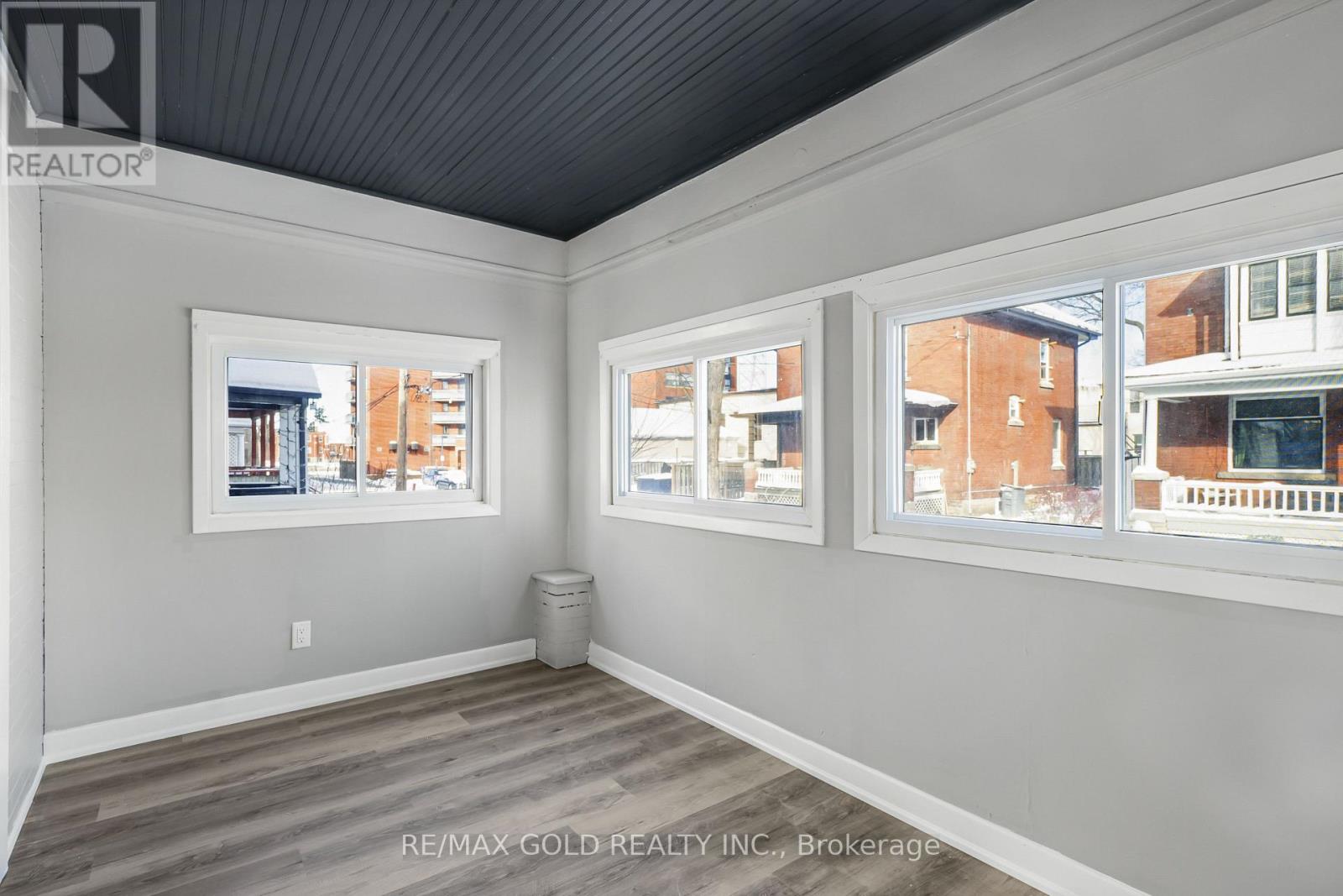 23 Avenue Place, Welland, Ontario  L3B 4B2 - Photo 9 - X12732216