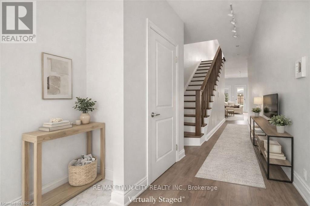 46 Borers Creek Circle, Hamilton, Ontario  L8B 1W3 - Photo 10 - X12732290