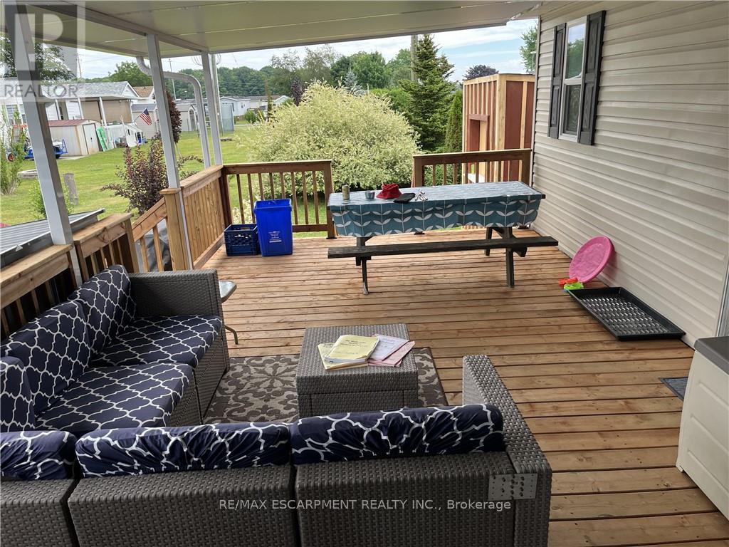 45 Quarry View Village, Port Colborne, Ontario  L0S 1R0 - Photo 3 - X12732330