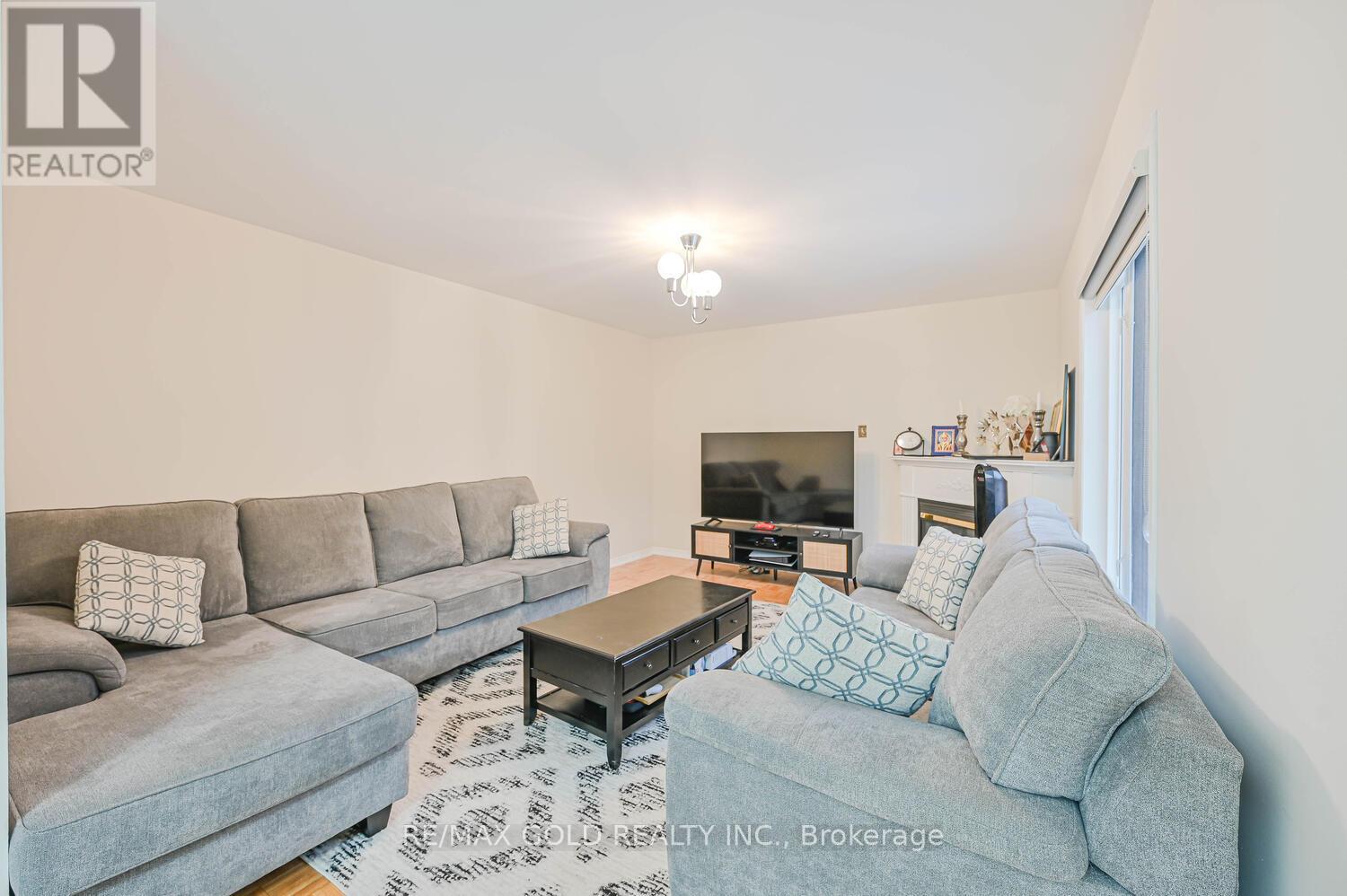 80 Octillo Boulevard, Brampton, Ontario  L6R 2V6 - Photo 12 - W12660120