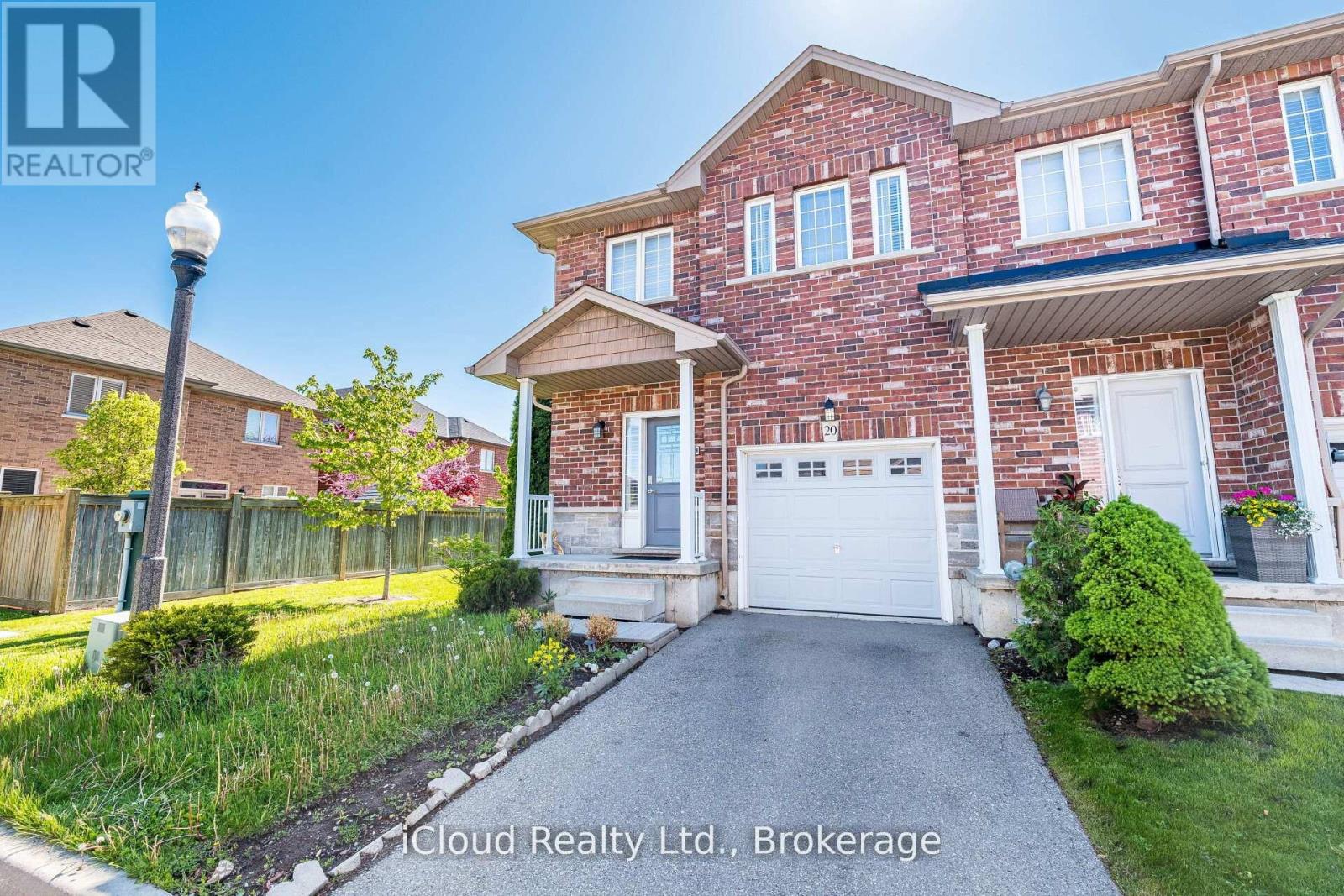 20 - 45 Seabreeze Crescent, Hamilton, Ontario  L8E 0G1 - Photo 2 - X12697634