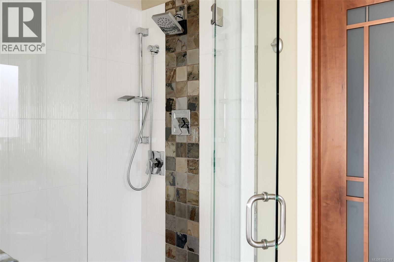 5299 Parker Ave, Saanich, British Columbia  V8Y 2N1 - Photo 35 - 1024249