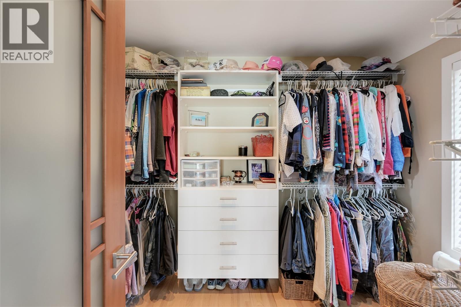 5299 Parker Ave, Saanich, British Columbia  V8Y 2N1 - Photo 38 - 1024249