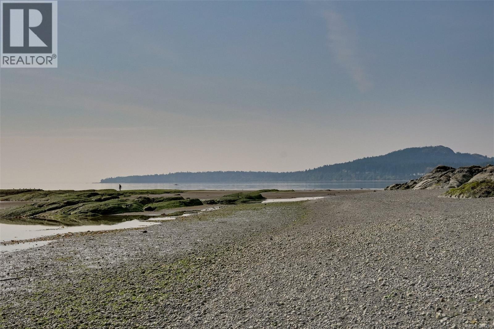 5299 Parker Ave, Saanich, British Columbia  V8Y 2N1 - Photo 71 - 1024249