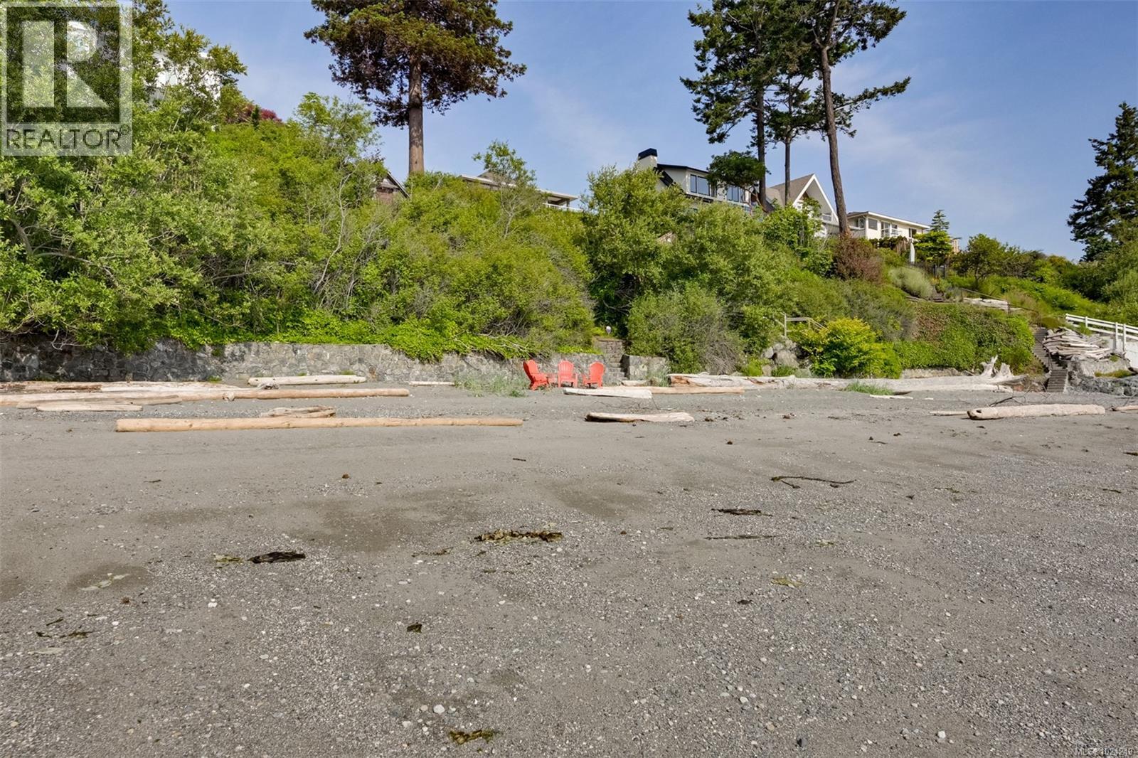 5299 Parker Ave, Saanich, British Columbia  V8Y 2N1 - Photo 74 - 1024249