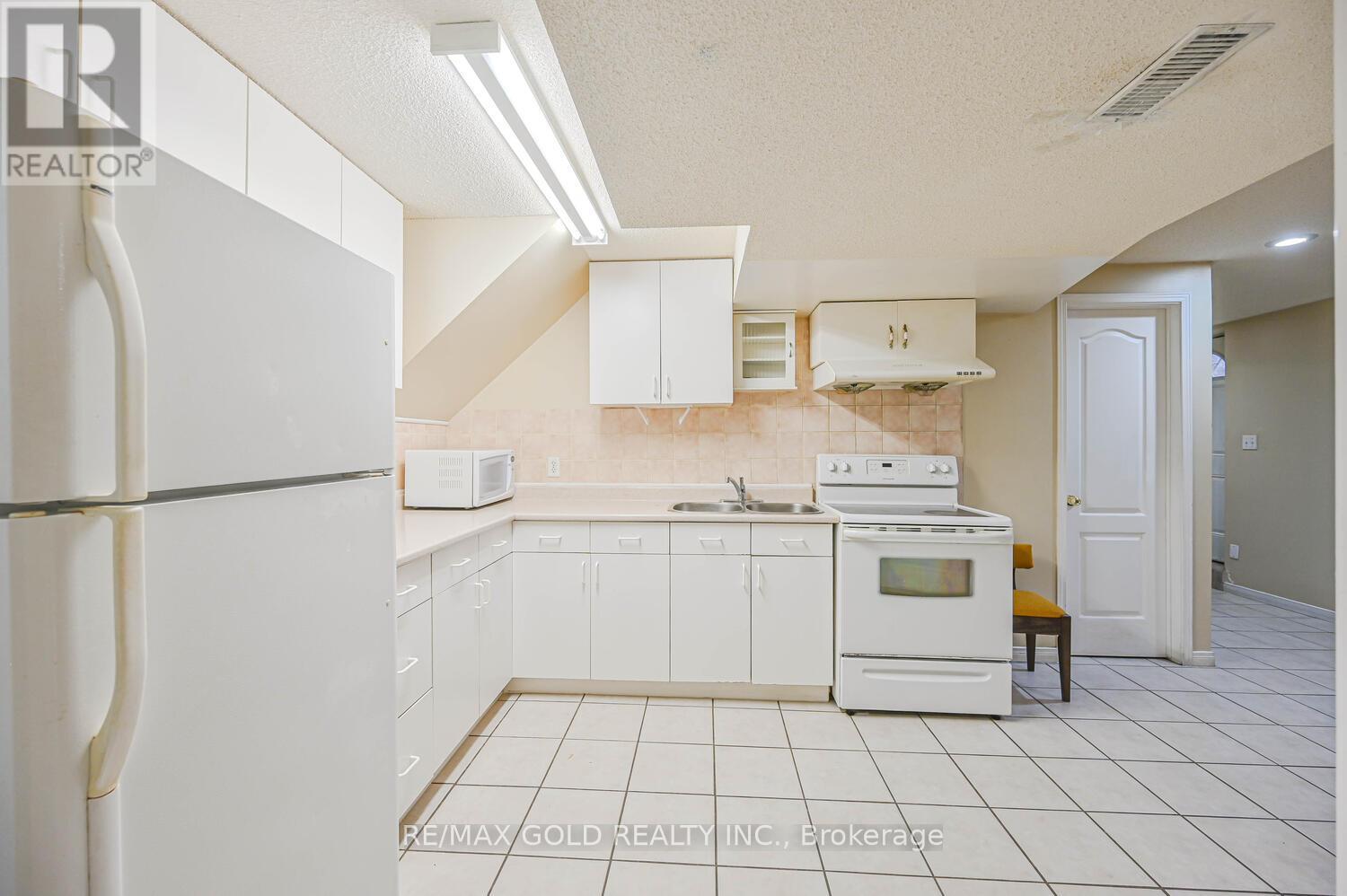 80 Octillo Boulevard, Brampton, Ontario  L6R 2V6 - Photo 28 - W12660120