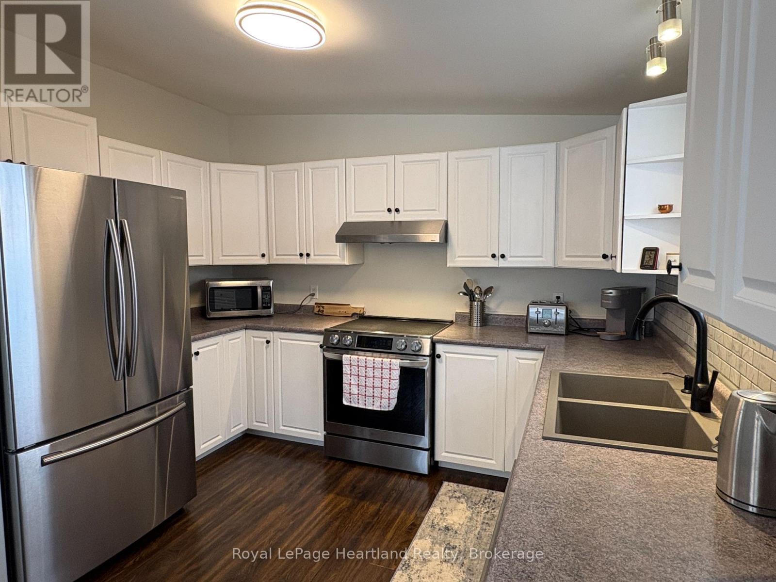 15 Huron Lane, Ashfield-Colborne-Wawanosh, Ontario  N7A 3Y2 - Photo 10 - X12732486