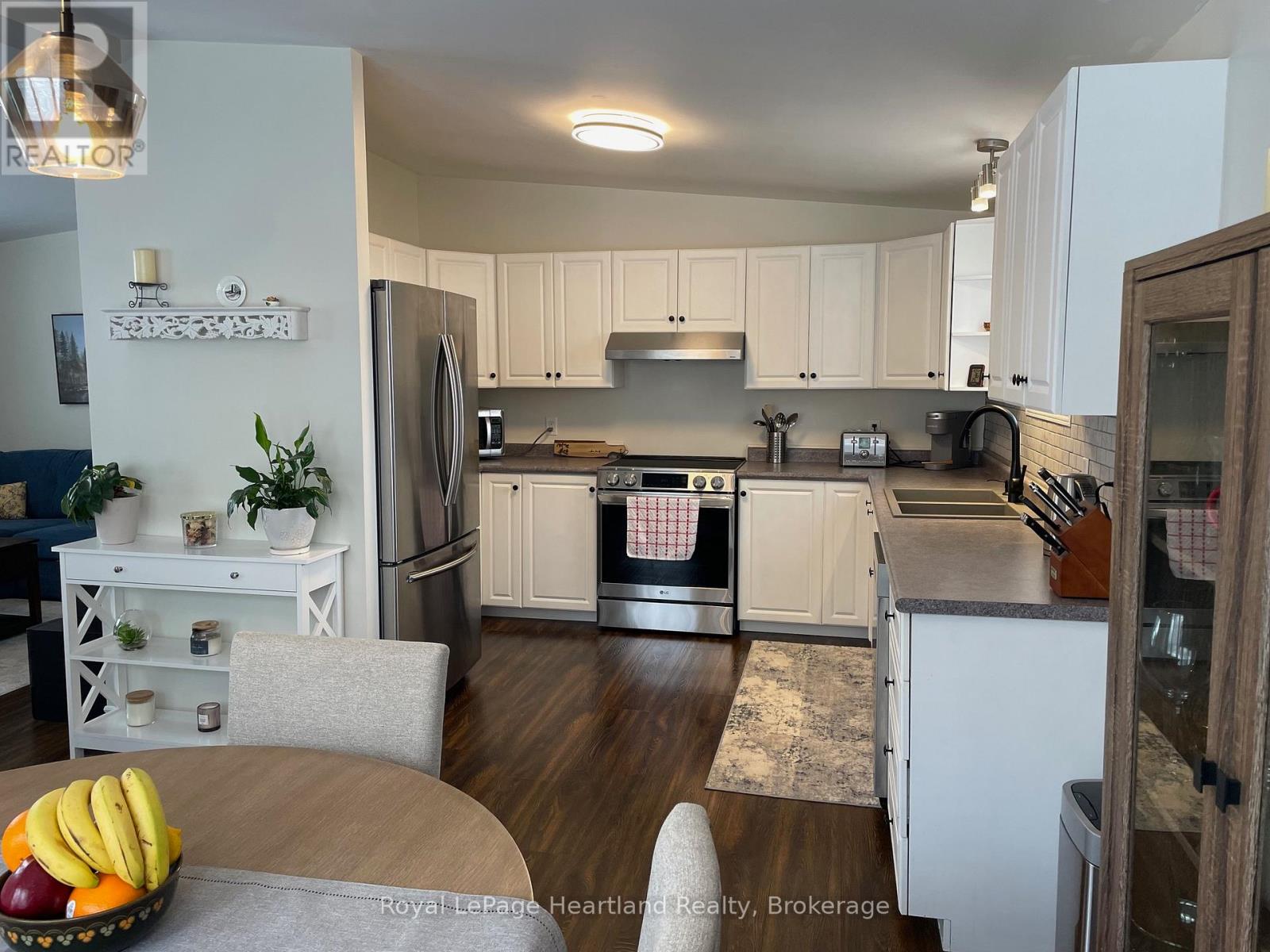 15 Huron Lane, Ashfield-Colborne-Wawanosh, Ontario  N7A 3Y2 - Photo 12 - X12732486