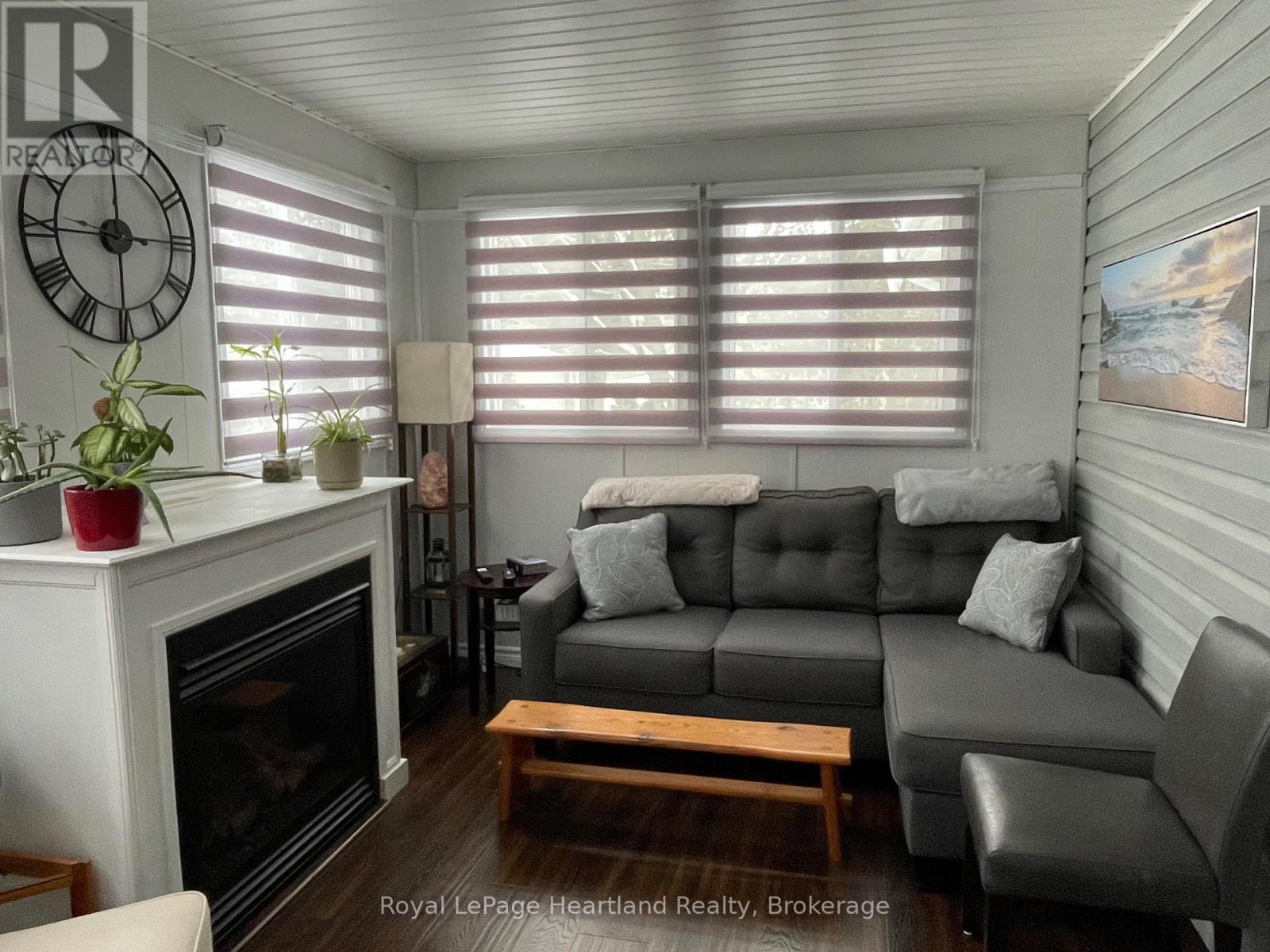 15 Huron Lane, Ashfield-Colborne-Wawanosh, Ontario  N7A 3Y2 - Photo 17 - X12732486