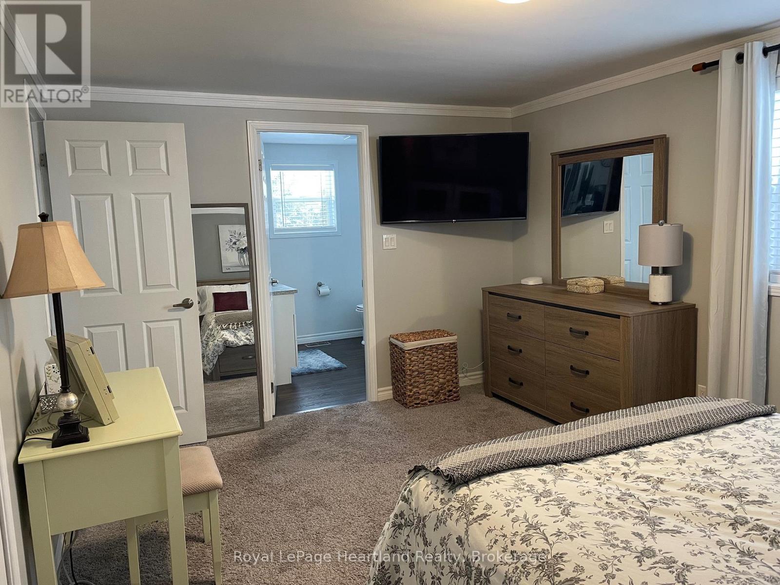 15 Huron Lane, Ashfield-Colborne-Wawanosh, Ontario  N7A 3Y2 - Photo 23 - X12732486