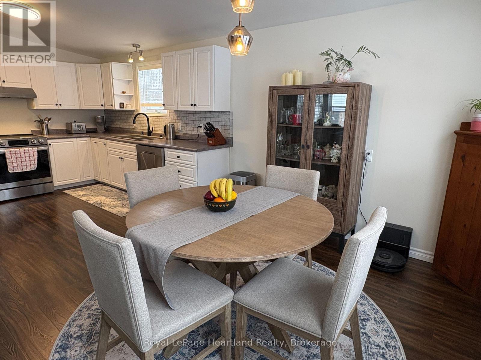 15 Huron Lane, Ashfield-Colborne-Wawanosh, Ontario  N7A 3Y2 - Photo 7 - X12732486