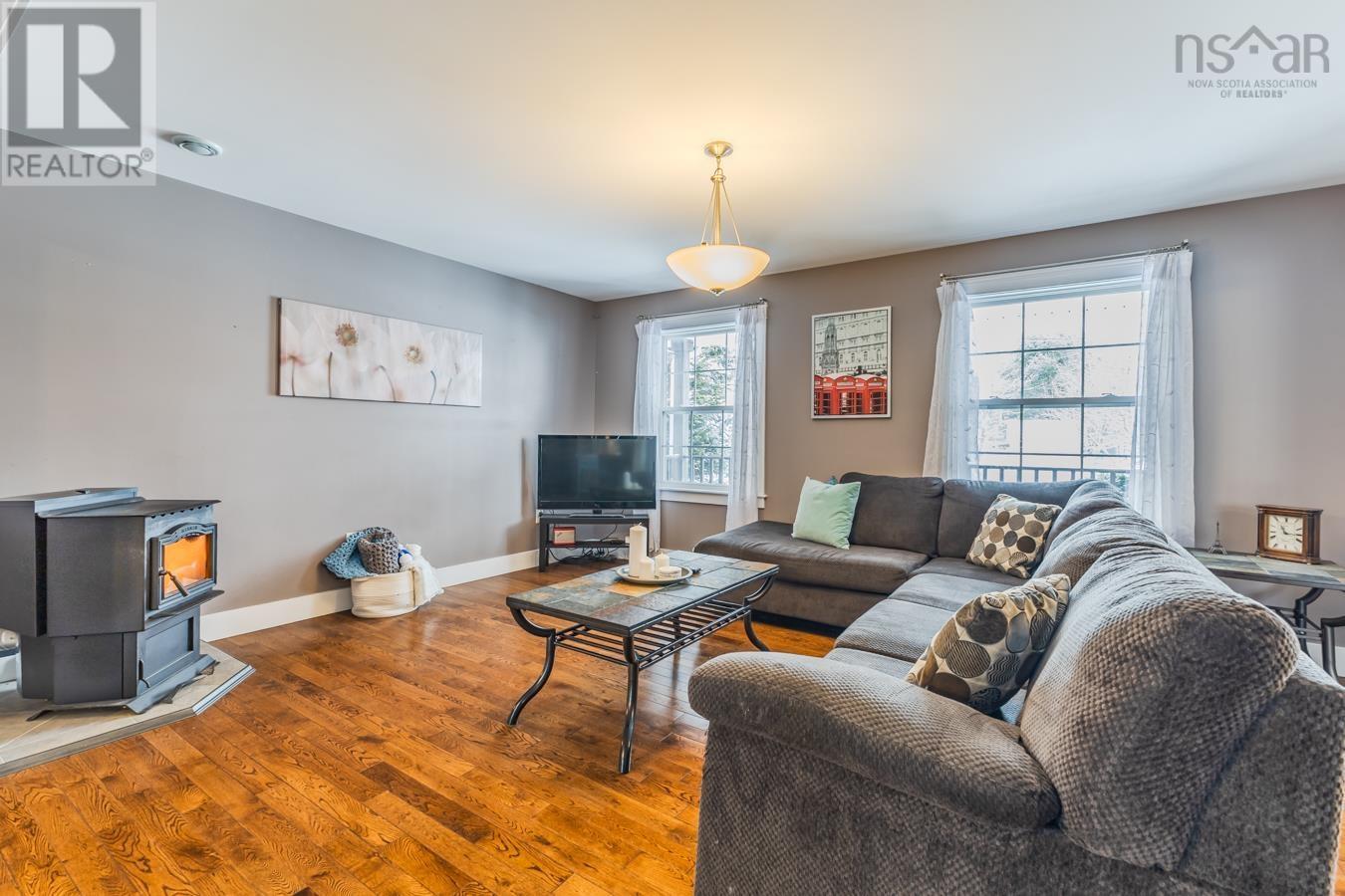 80 Burris Drive, Valley, Nova Scotia  B6L 3B6 - Photo 14 - 202601556