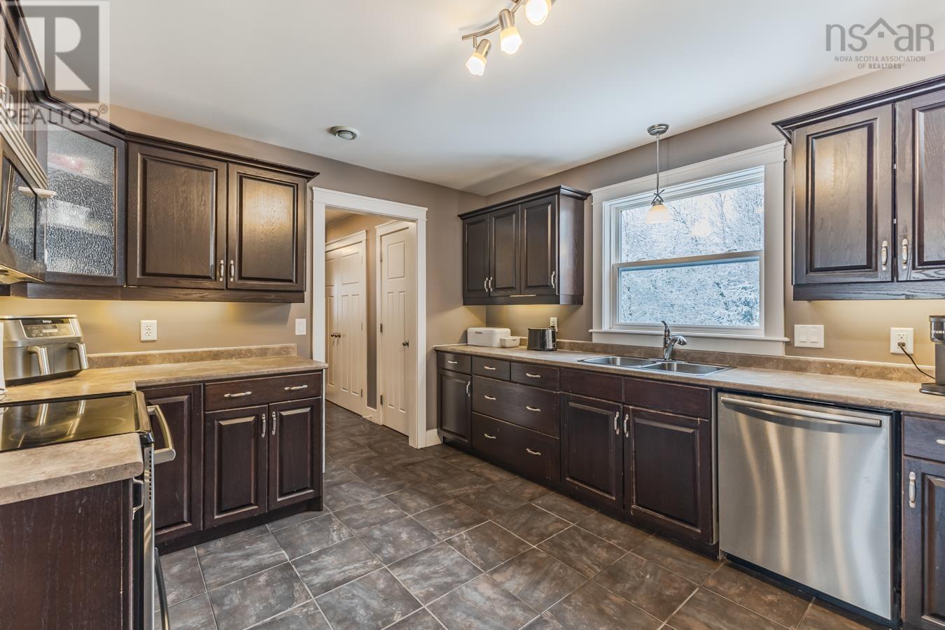 80 Burris Drive, Valley, Nova Scotia  B6L 3B6 - Photo 8 - 202601556