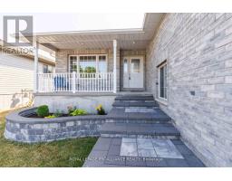 35 FOREST VALLEY DRIVE, Quinte West, Ontario