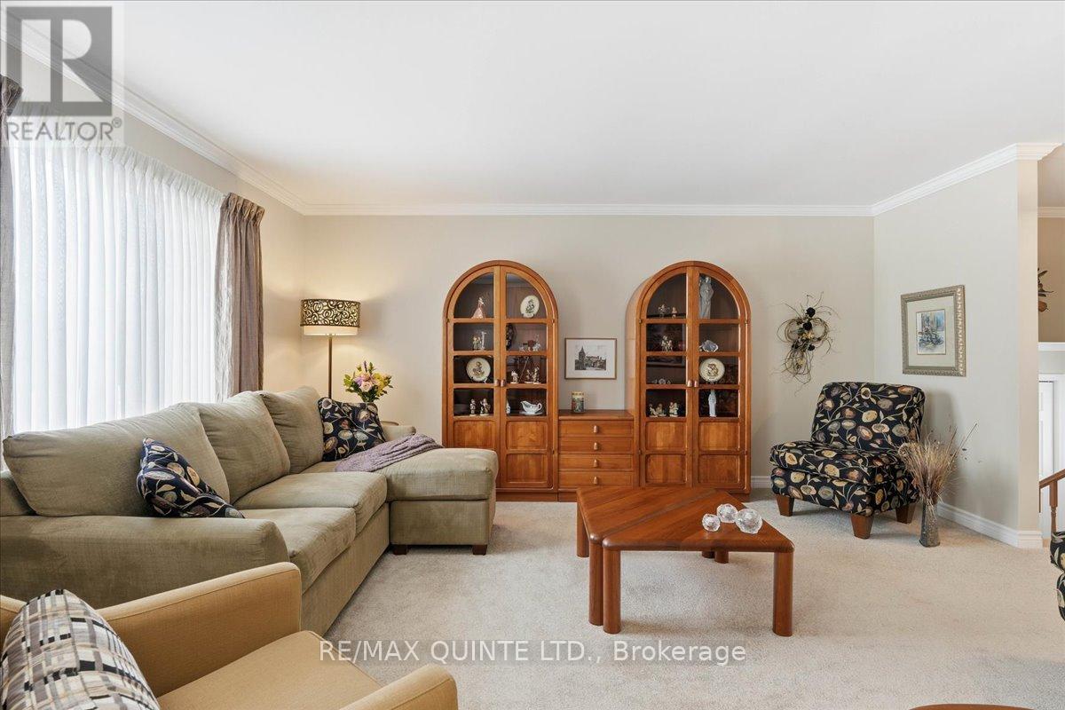 10 Grosvenor Drive, Belleville, Ontario  K8P 4W4 - Photo 7 - X12732386