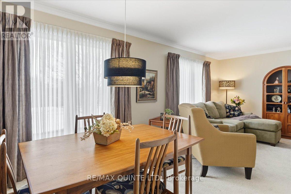 10 Grosvenor Drive, Belleville, Ontario  K8P 4W4 - Photo 9 - X12732386