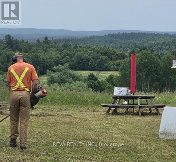 1048 Kennelly Mountain Road, Greater Madawaska, Ontario  K7V 3Z7 - Photo 2 - X12732392