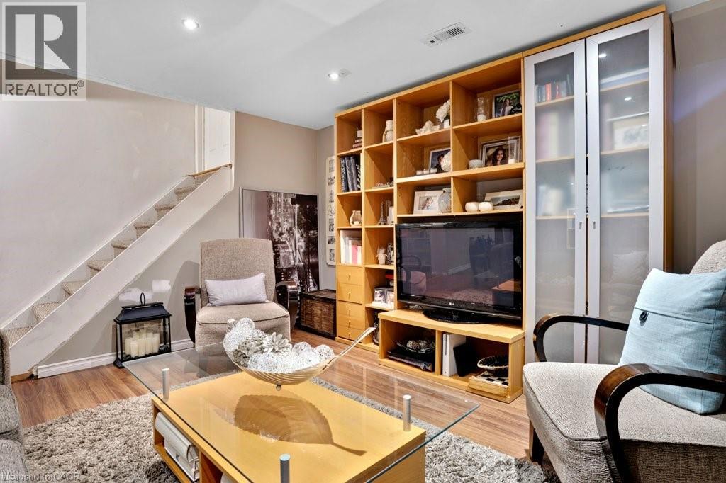 4 Swift Crescent, Cambridge, Ontario  N1P 1J4 - Photo 36 - 40781433