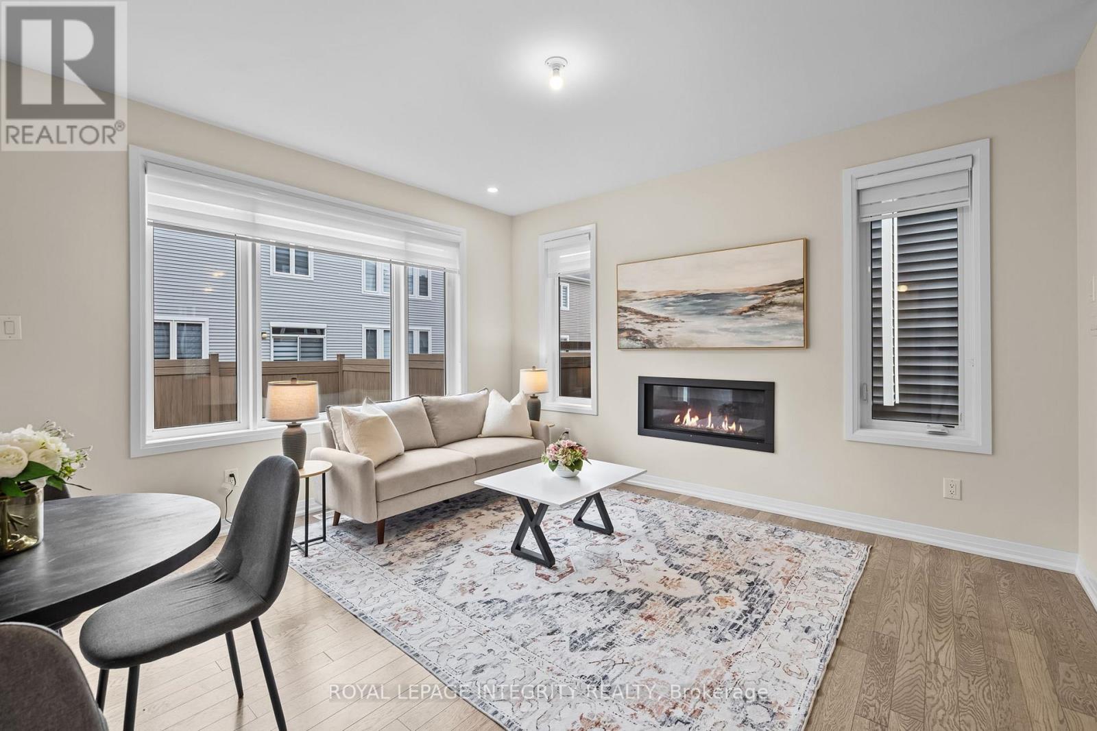 807 Mercier Crescent, Ottawa, Ontario  K1W 1E6 - Photo 6 - X12732400