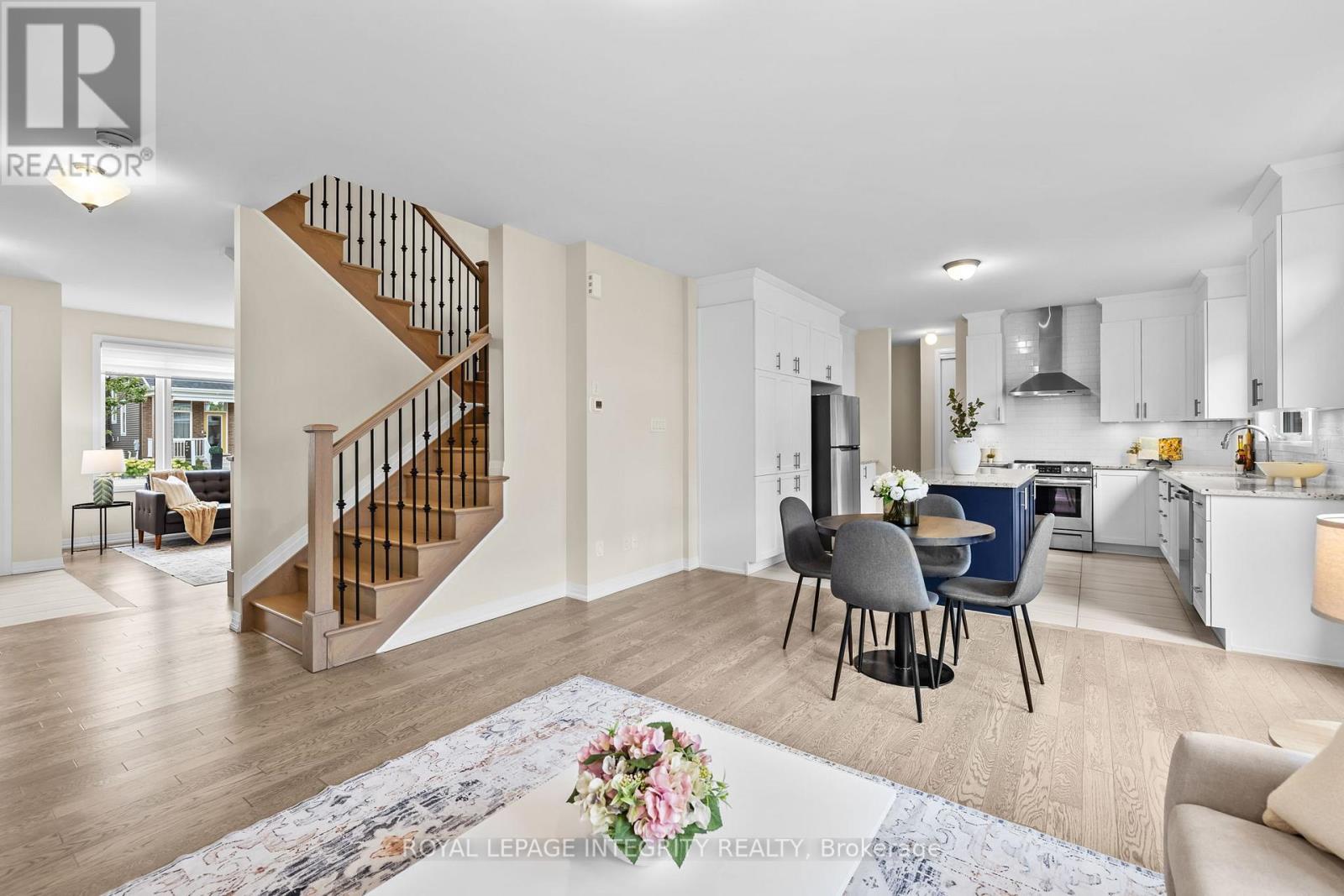 807 Mercier Crescent, Ottawa, Ontario  K1W 1E6 - Photo 9 - X12732400