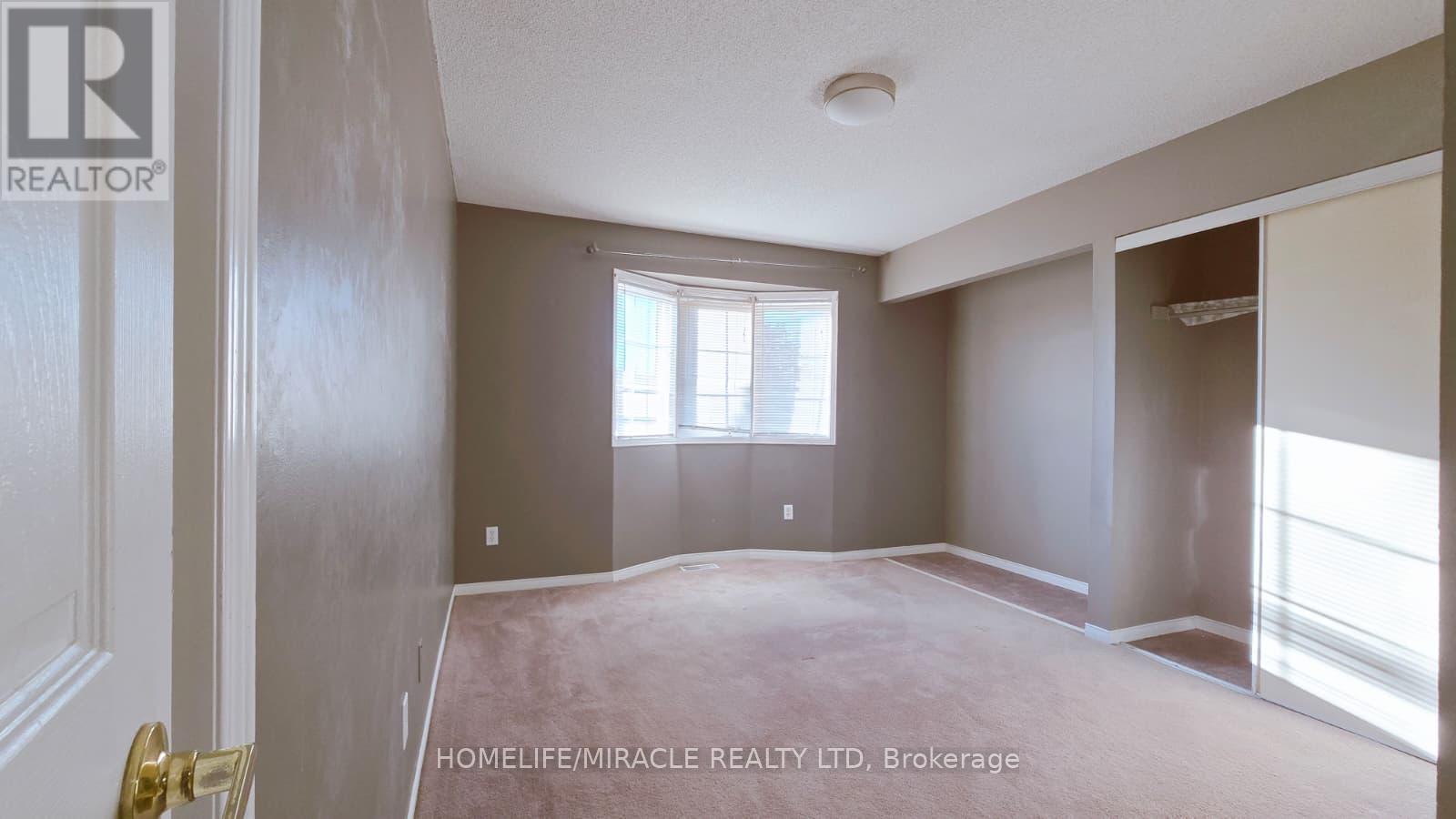 12 Gore Drive, Barrie, Ontario  L4N 8L3 - Photo 17 - S12491812