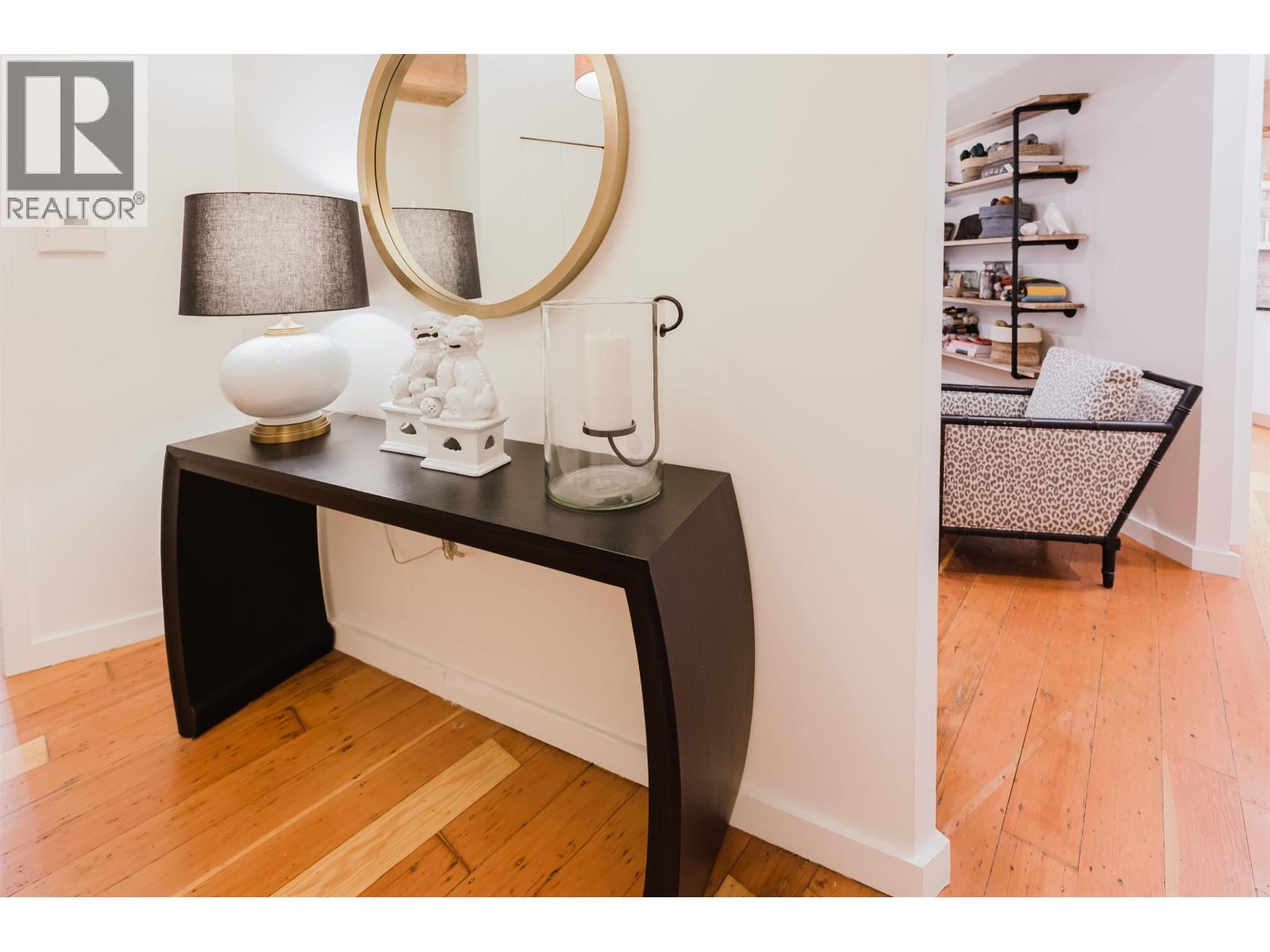 210 1178 Hamilton Street, Vancouver, British Columbia  V6B 2S2 - Photo 10 - R3073910