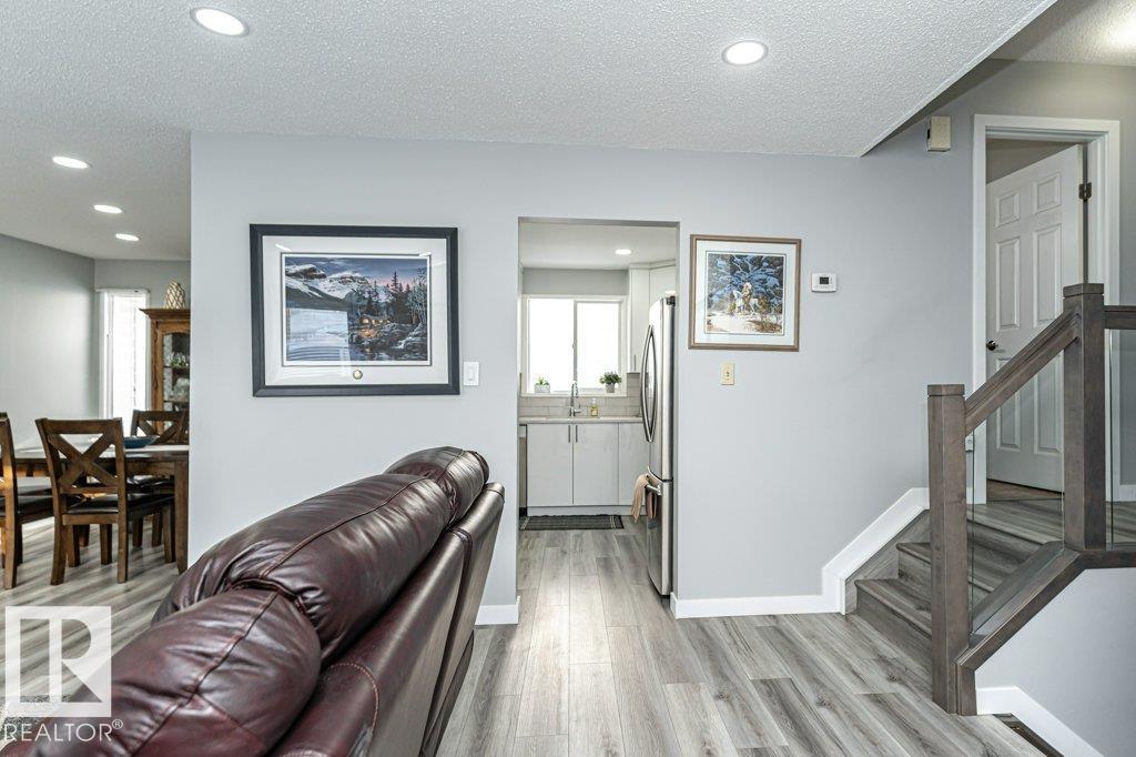 17419 96 St Nw, Edmonton, Alberta  T5Z 2B5 - Photo 6 - E4471162