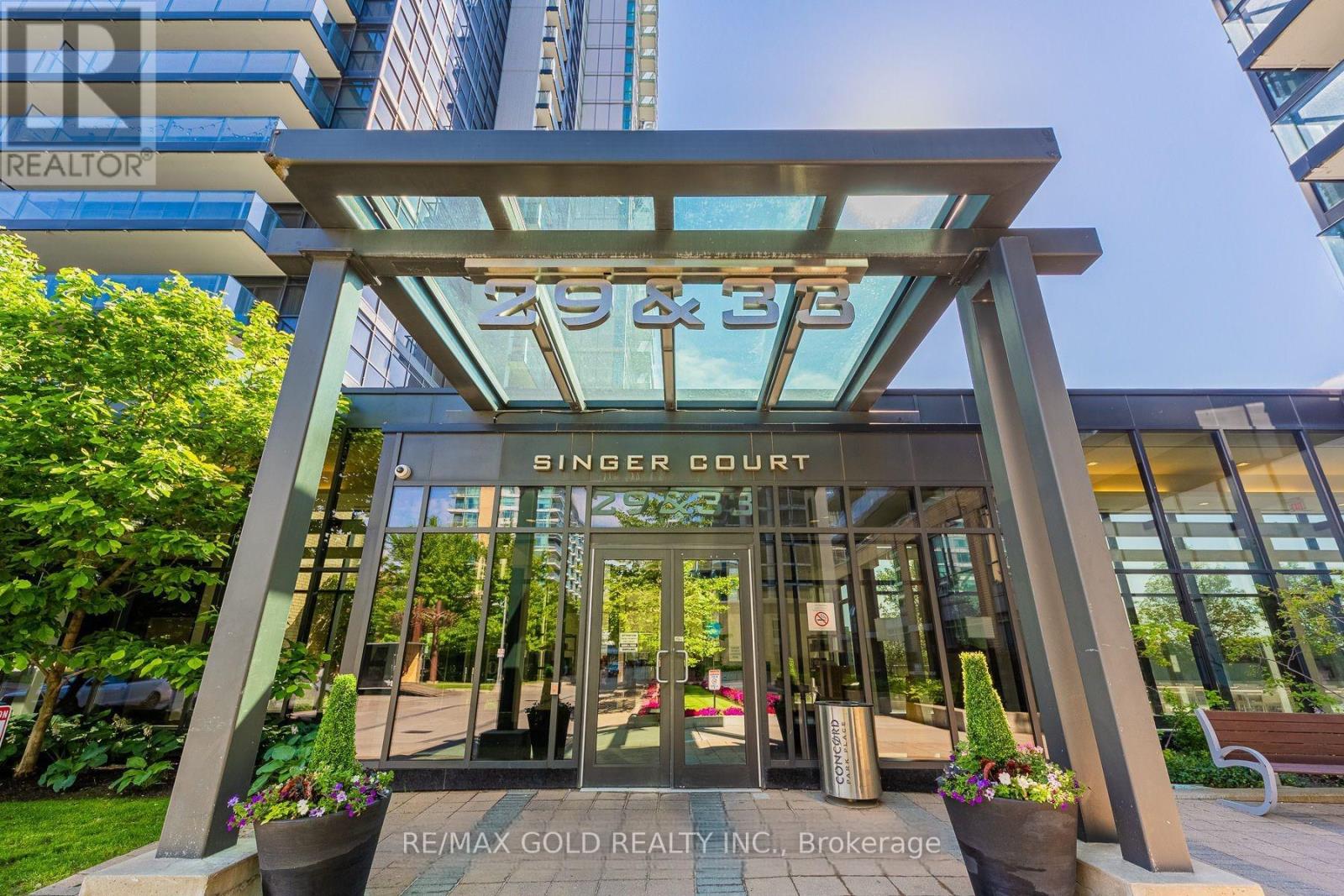 1210 - 29 Singer Court, Toronto, Ontario  M2K 0B3 - Photo 2 - C12732378