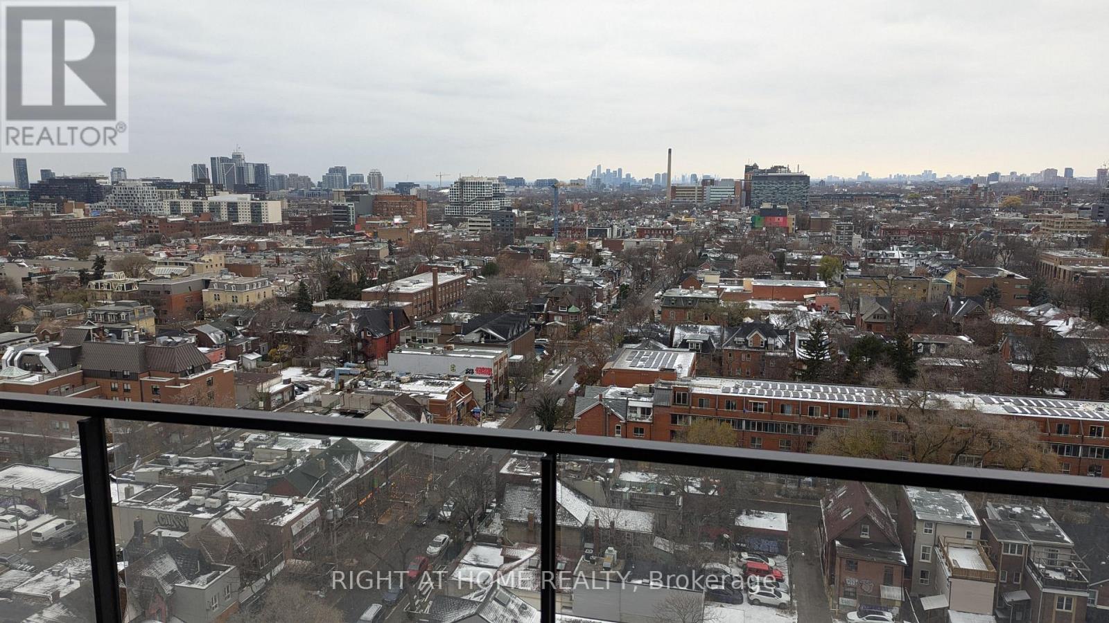 1514 - 195 Mccaul Street, Toronto, Ontario  M5T 0E5 - Photo 3 - C12732396