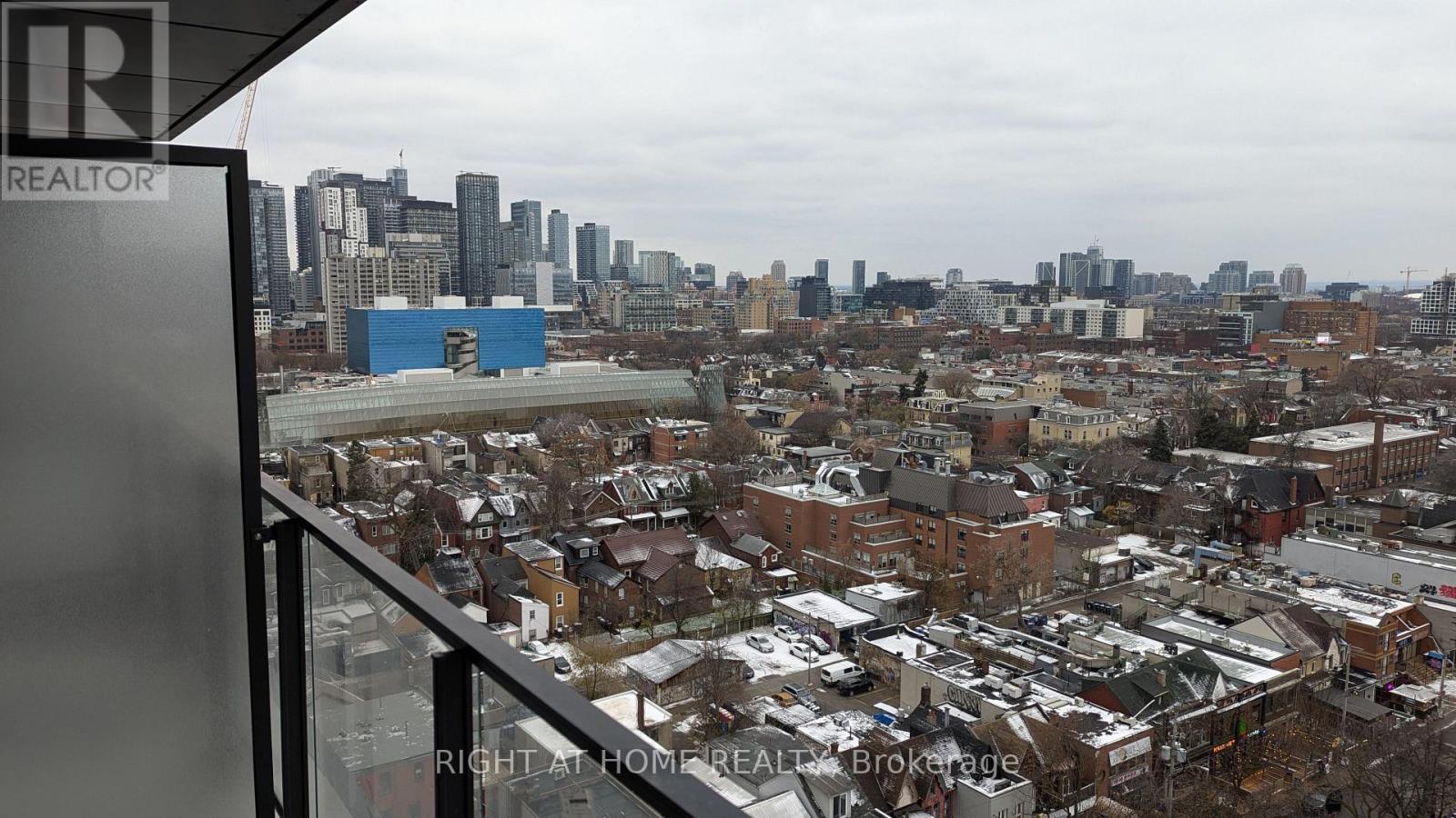 1514 - 195 Mccaul Street, Toronto, Ontario  M5T 0E5 - Photo 4 - C12732396