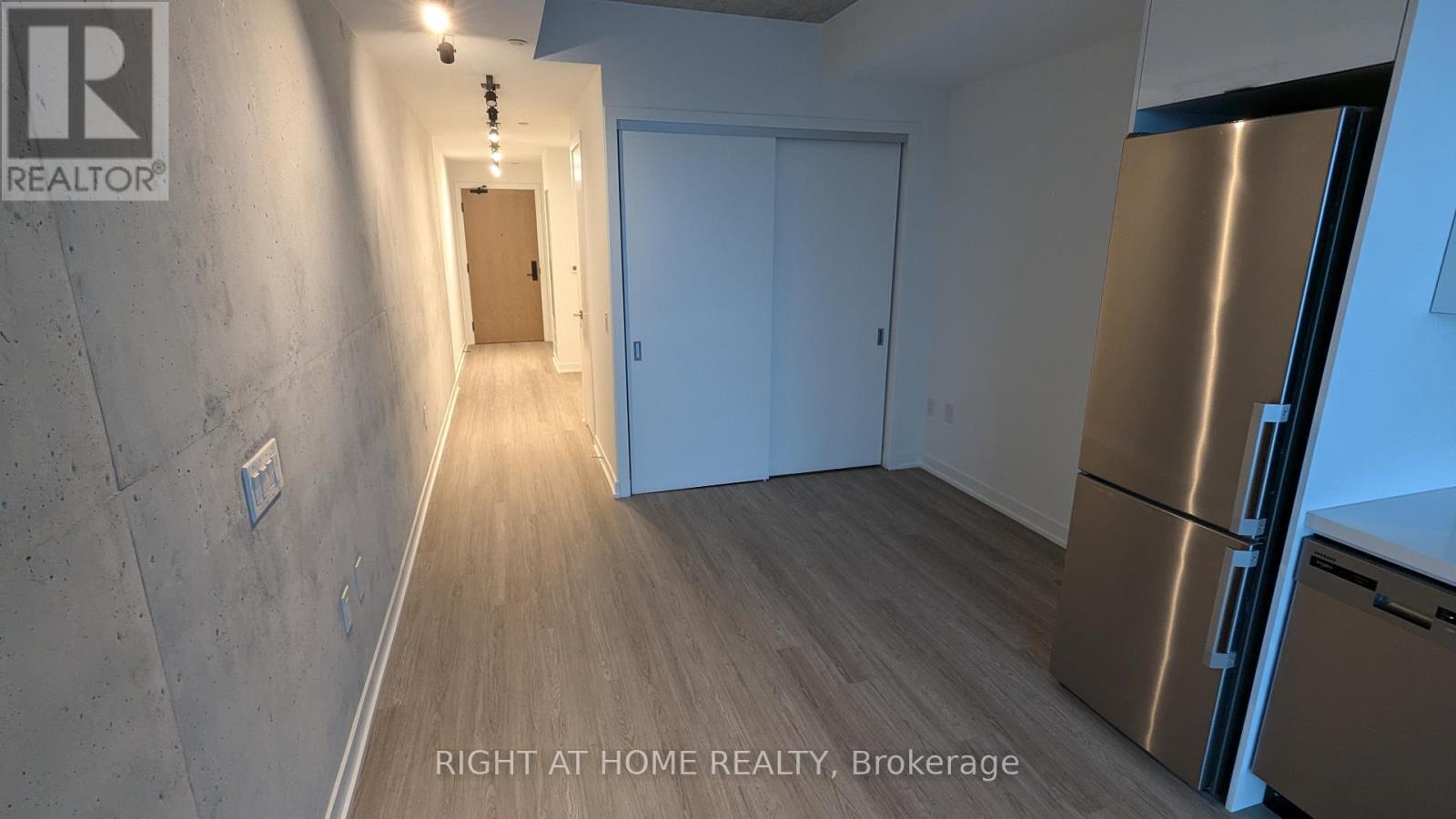 1514 - 195 Mccaul Street, Toronto, Ontario  M5T 0E5 - Photo 6 - C12732396