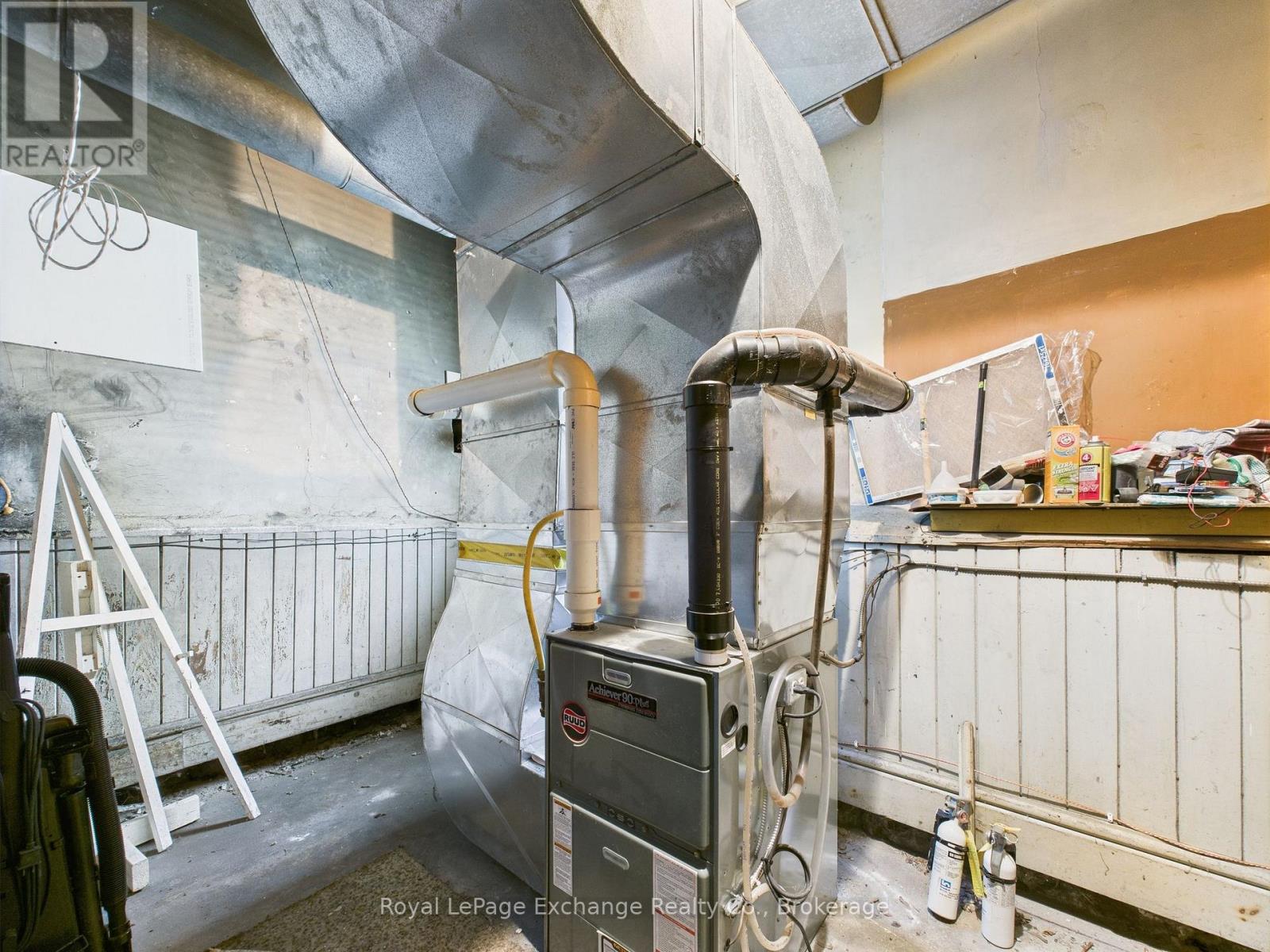 241 Centre Street, North Huron, Ontario  N0G 2W0 - Photo 13 - X12357086