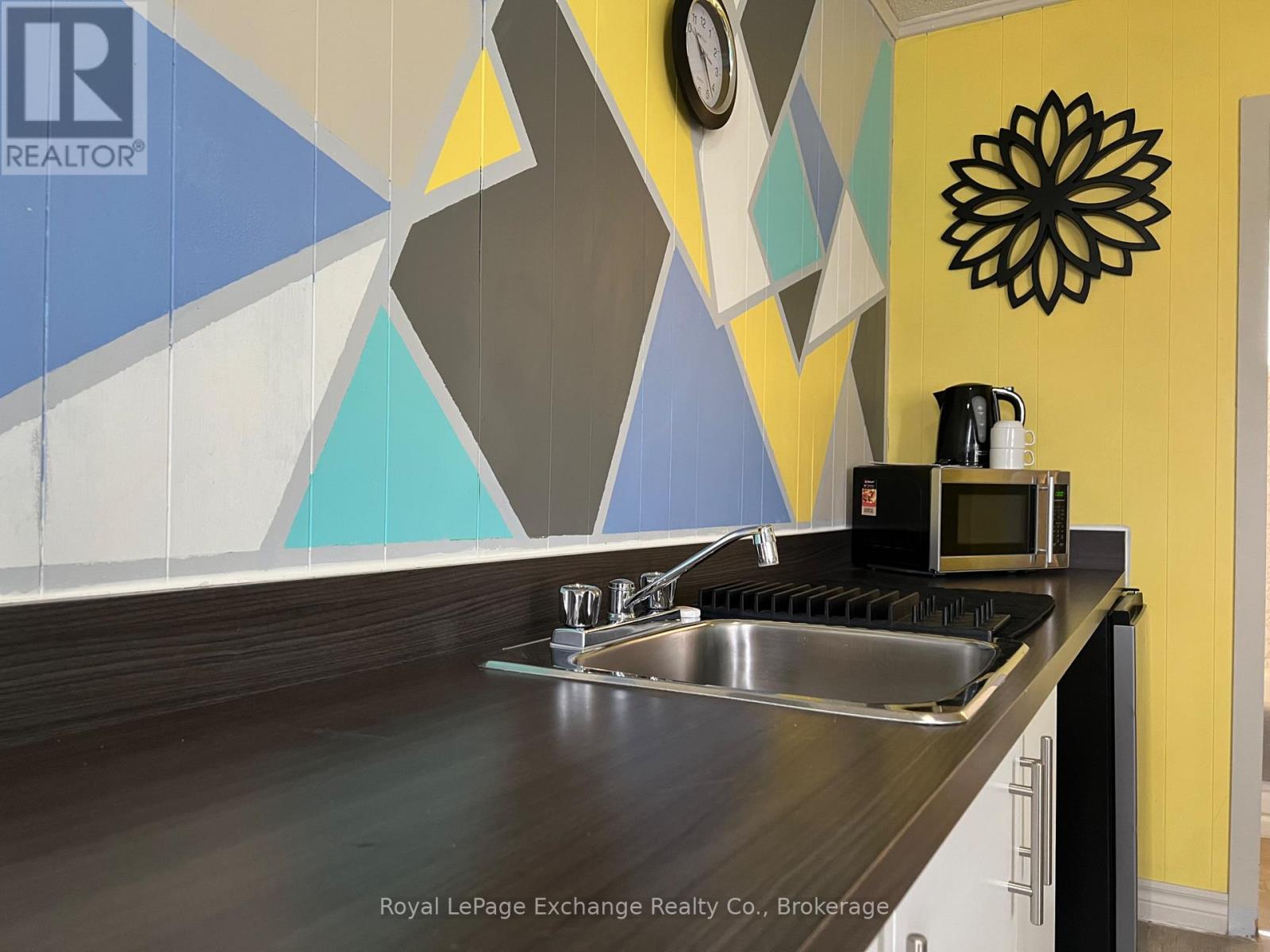 278 Railway Street, Saugeen Shores, Ontario  N0H 2L0 - Photo 23 - X12443980