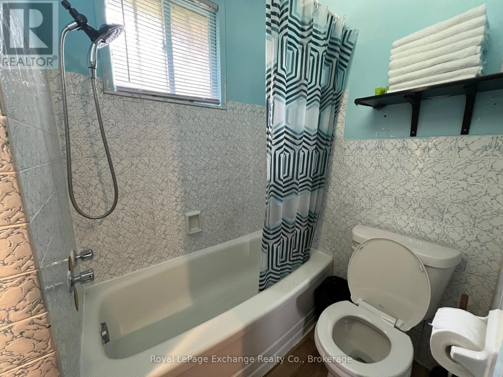 278 Railway Street, Saugeen Shores, Ontario  N0H 2L0 - Photo 16 - X12443980