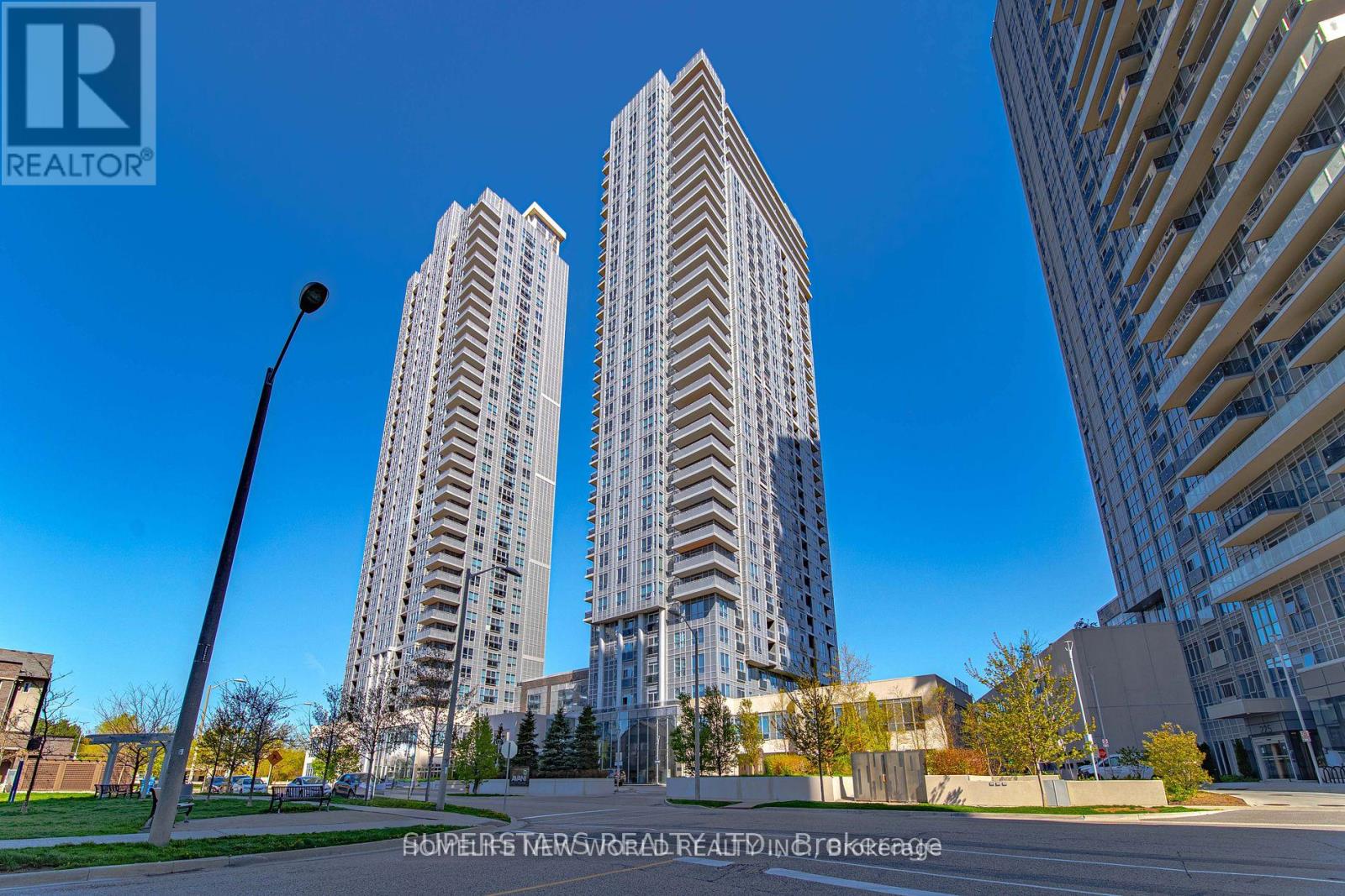 3409 - 255 VILLAGE GREEN SQUARE, Toronto, Ontario