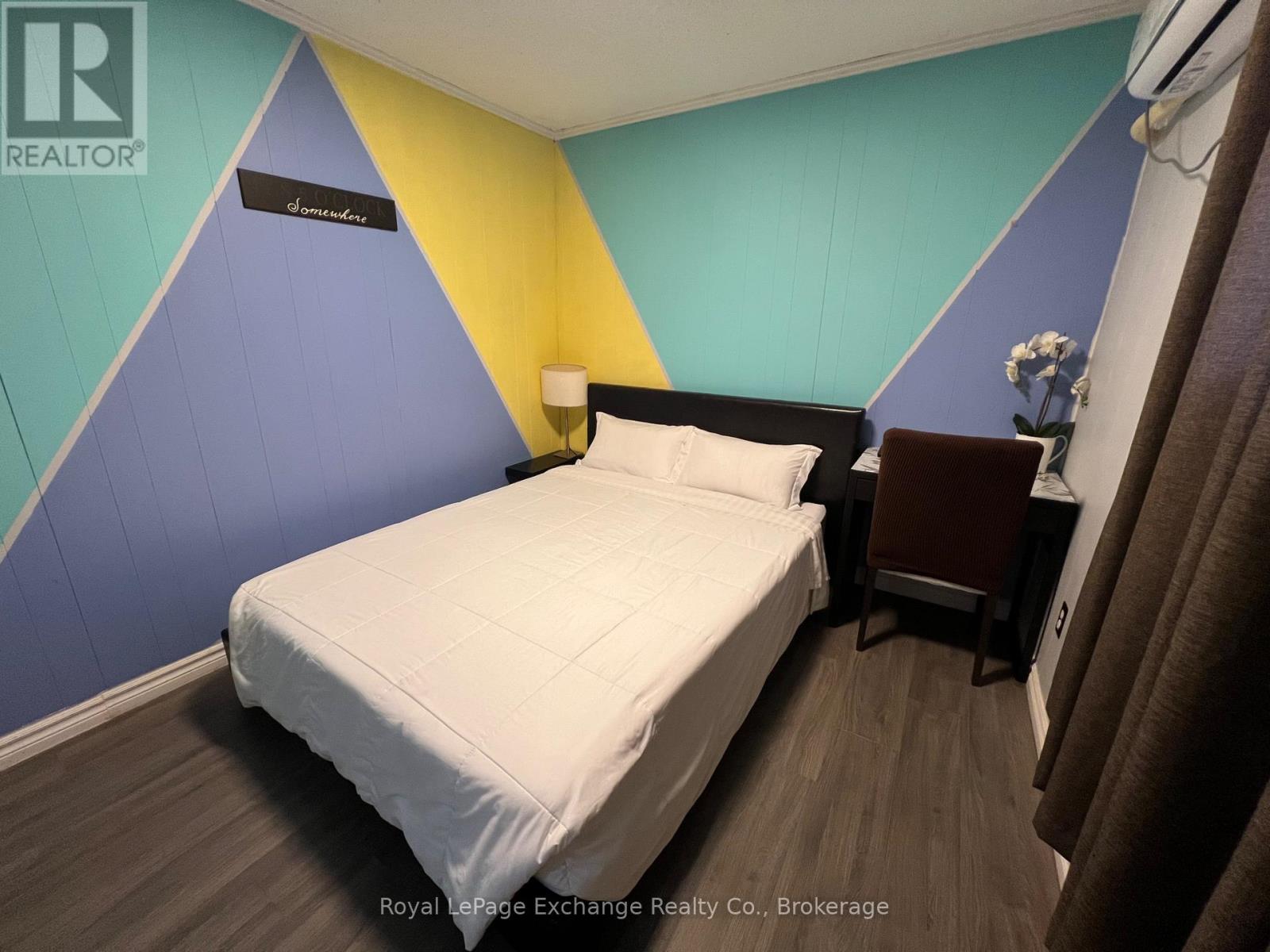 278 Railway Street, Saugeen Shores, Ontario  N0H 2L0 - Photo 9 - X12443980