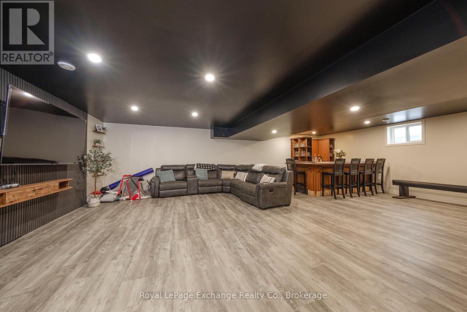 482 Wolsley Street, Huron-Kinloss, Ontario  N0G 2H0 - Photo 28 - X12603832