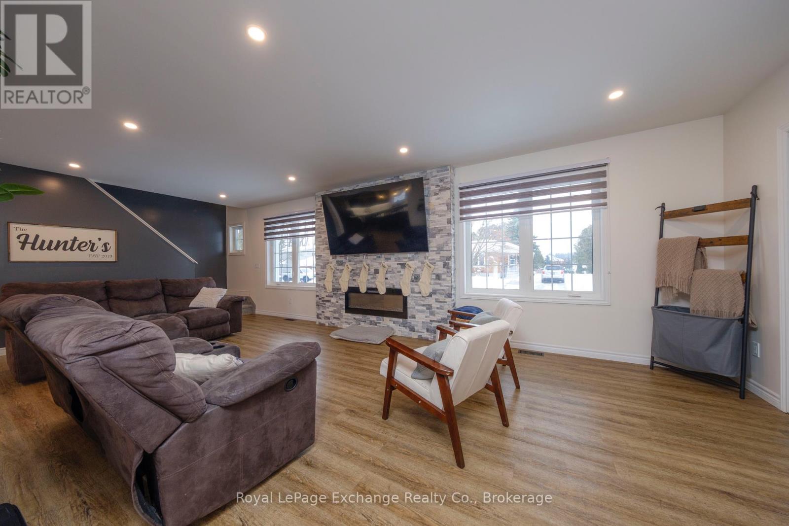 482 Wolsley Street, Huron-Kinloss, Ontario  N0G 2H0 - Photo 7 - X12603832