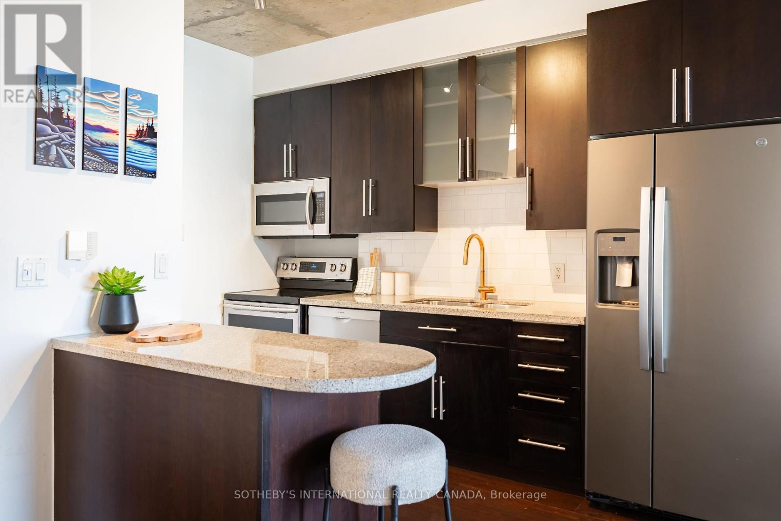 810 - 1005 King Street W, Toronto, Ontario  M6K 3M8 - Photo 4 - C12663896