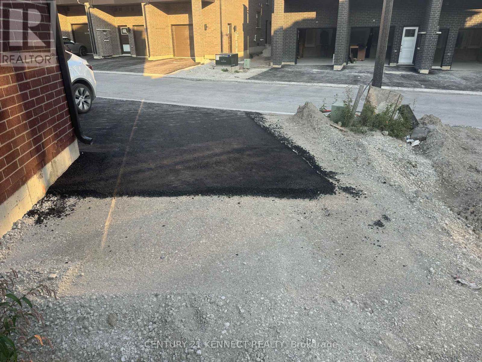 (Coach House) - 35 Golden Fern Street, Markham, Ontario  L6B 0V5 - Photo 4 - N12732416