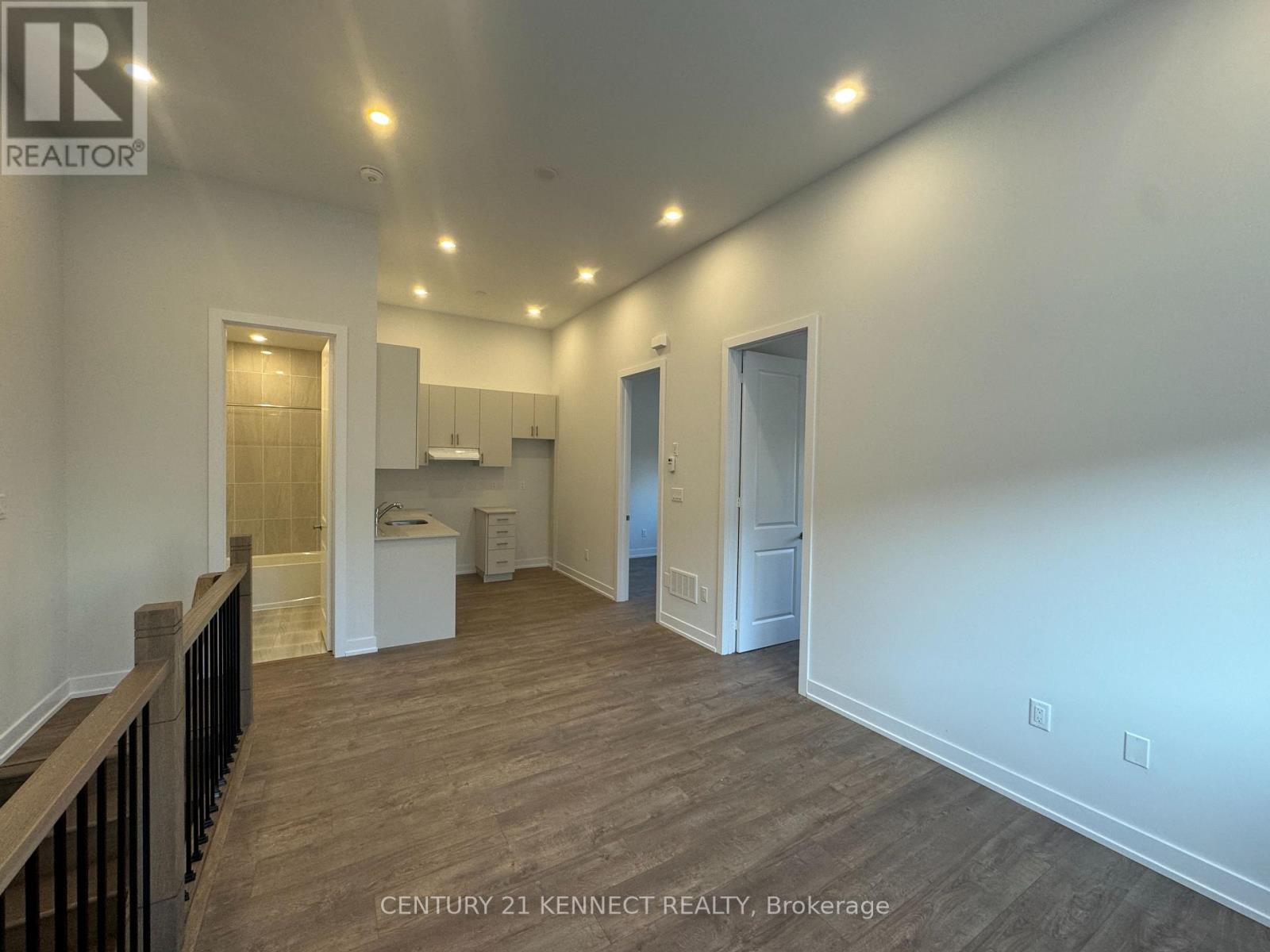 (Coach House) - 35 Golden Fern Street, Markham, Ontario  L6B 0V5 - Photo 8 - N12732416