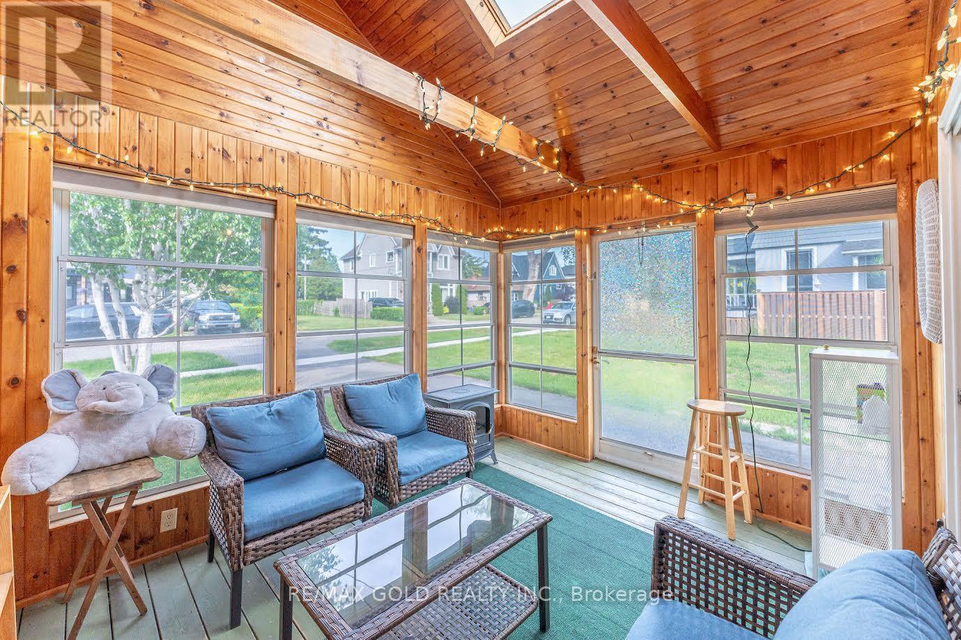 15 Shelley Avenue, St. Catharines, Ontario  L2N 5L4 - Photo 6 - X12730172