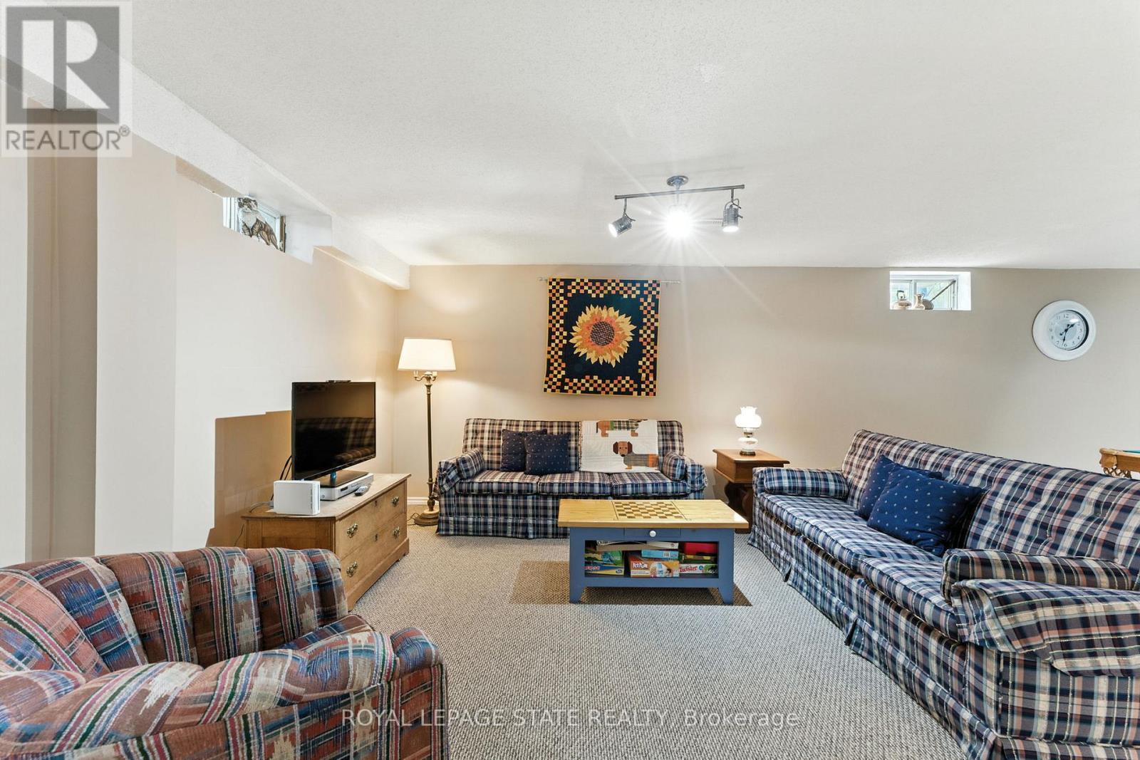 3 Atkins Drive, Hamilton, Ontario  L9C 6T6 - Photo 30 - X12680622