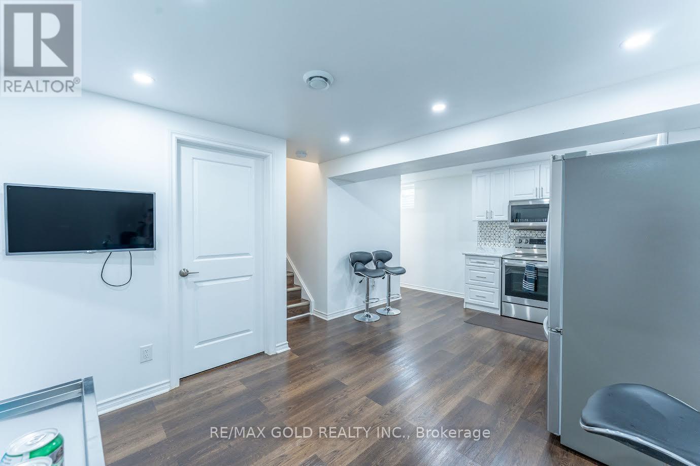 15 Shelley Avenue, St. Catharines, Ontario  L2N 5L4 - Photo 21 - X12730172