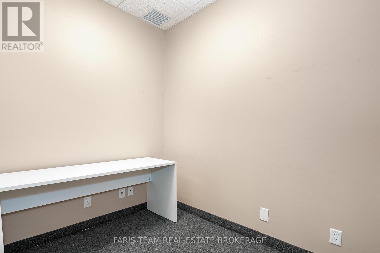 711 Yonge Street, Midland, Ontario  L4R 2E1 - Photo 12 - S12732456