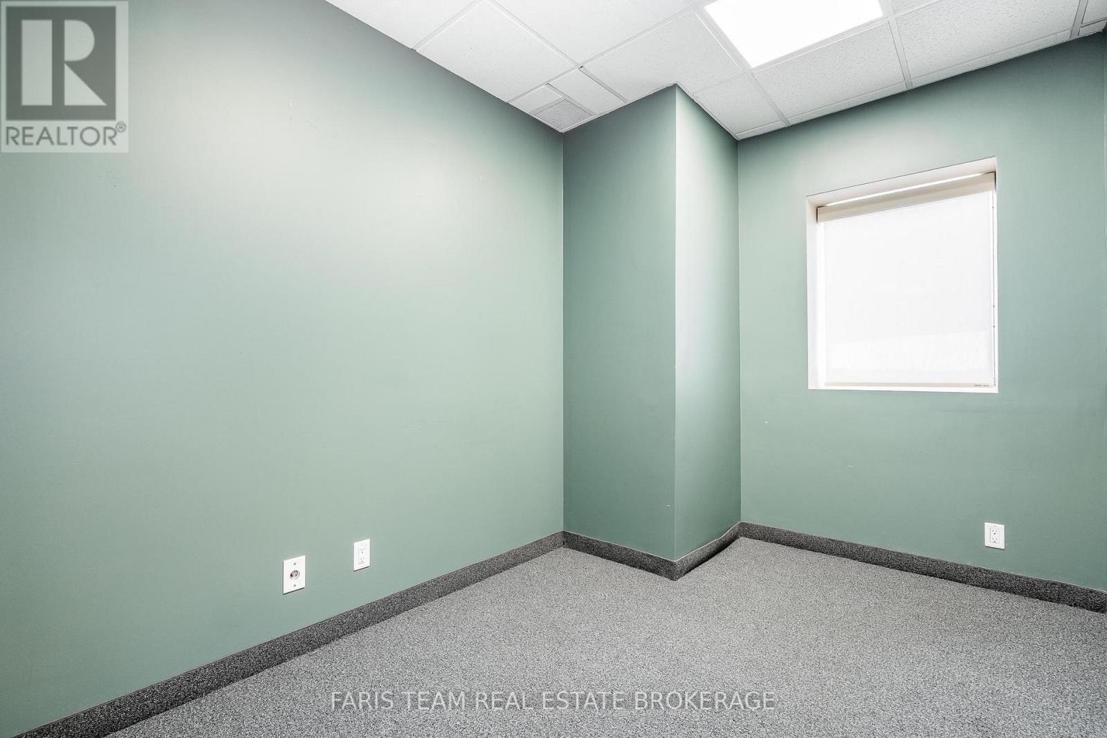 711 Yonge Street, Midland, Ontario  L4R 2E1 - Photo 16 - S12732456