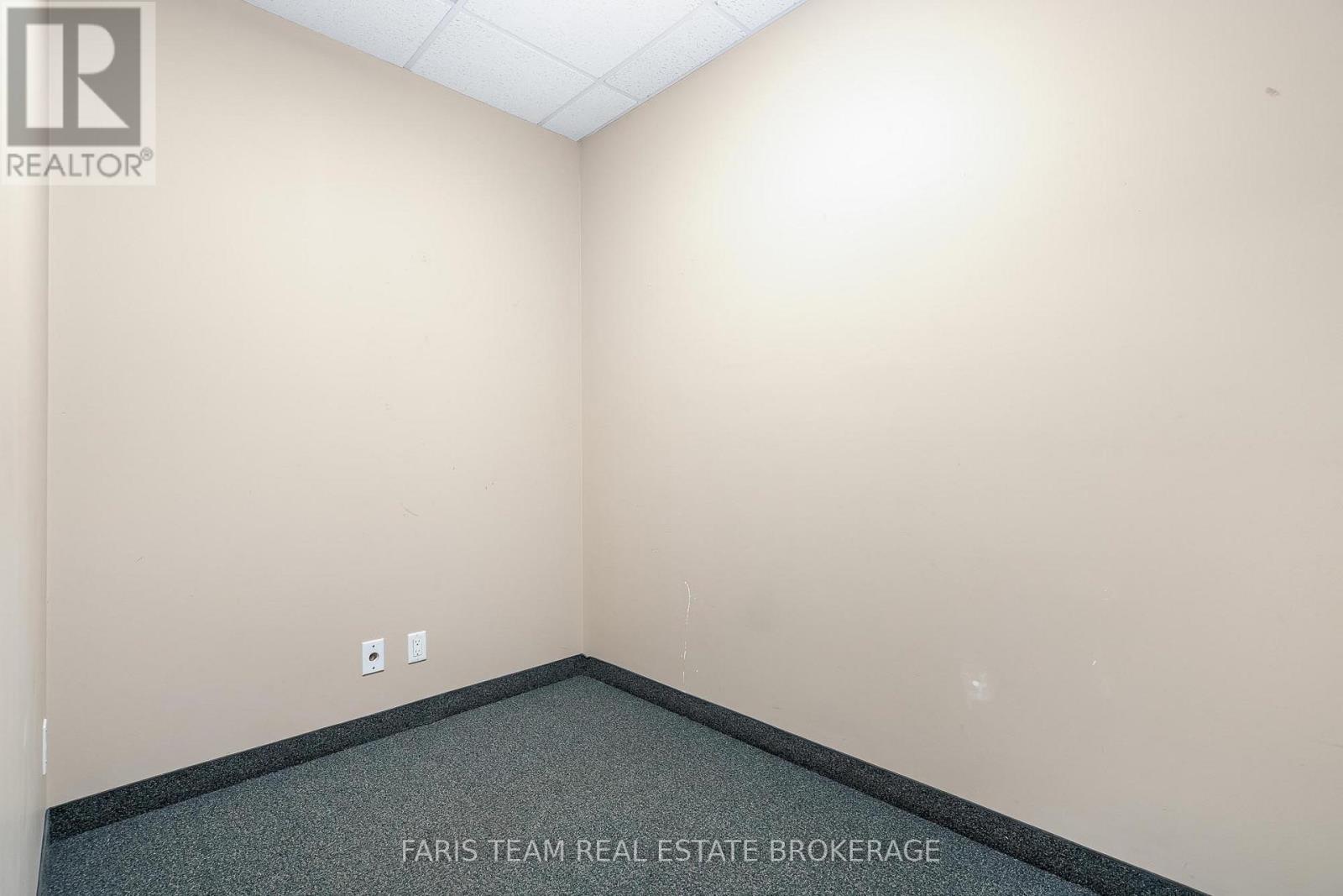 711 Yonge Street, Midland, Ontario  L4R 2E1 - Photo 23 - S12732456