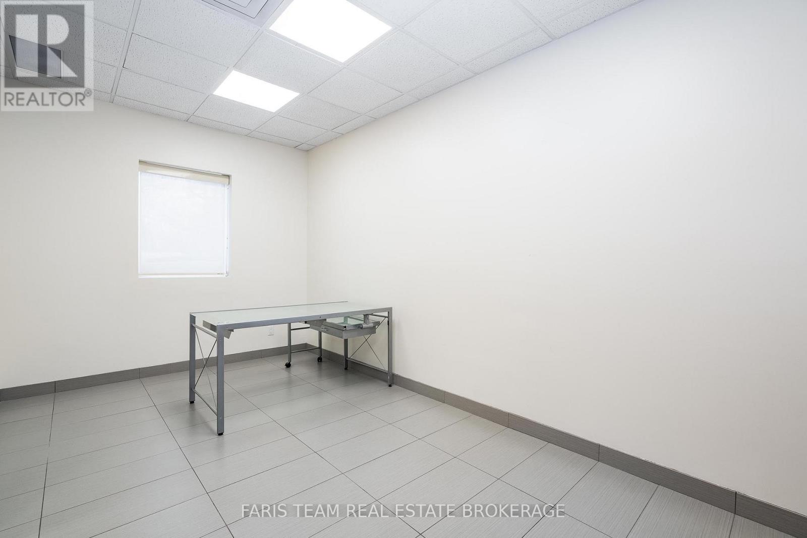 711 Yonge Street, Midland, Ontario  L4R 2E1 - Photo 28 - S12732456